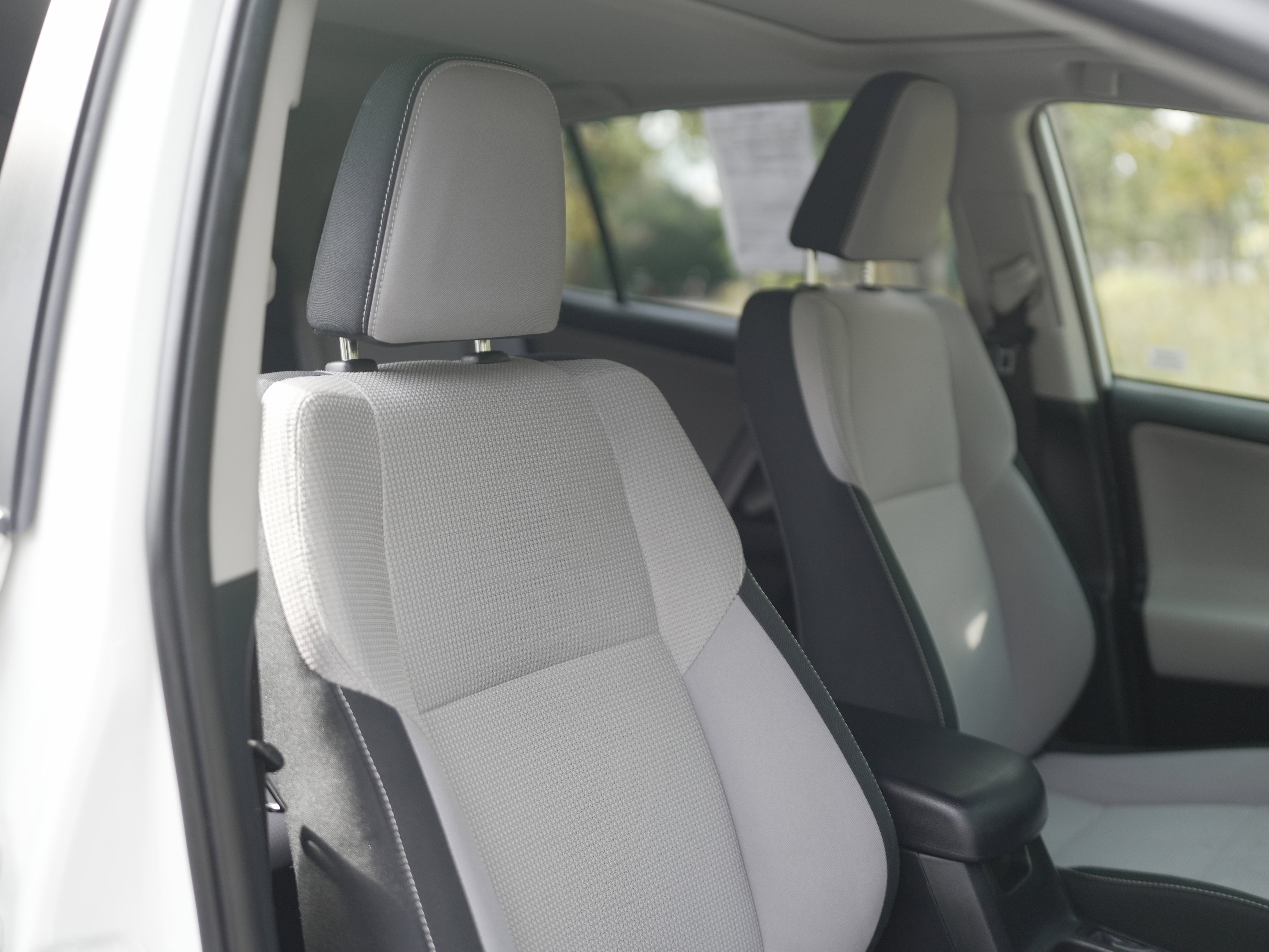 2016 Toyota RAV4 Hybrid XLE