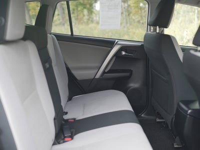 2016 Toyota RAV4 Hybrid XLE