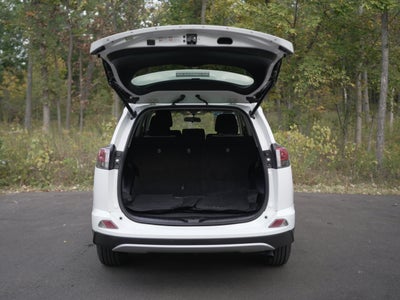 2016 Toyota RAV4 Hybrid XLE