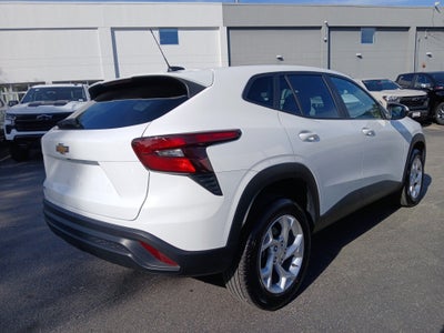2024 Chevrolet Trax LS