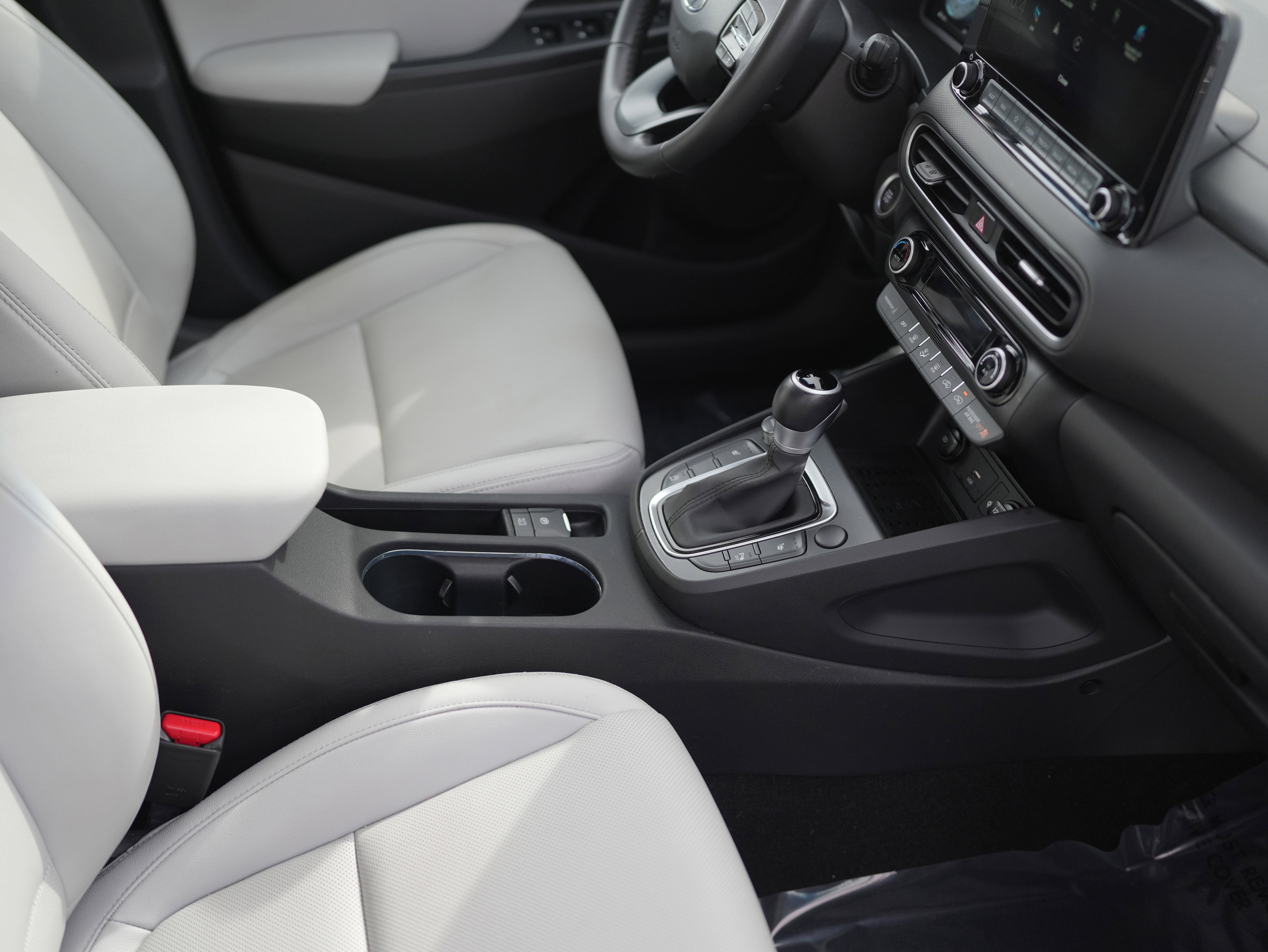 2022 Hyundai Kona Limited