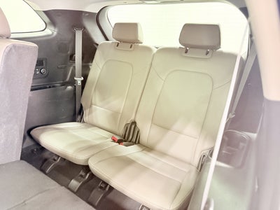 2017 Hyundai Santa Fe SE Ultimate