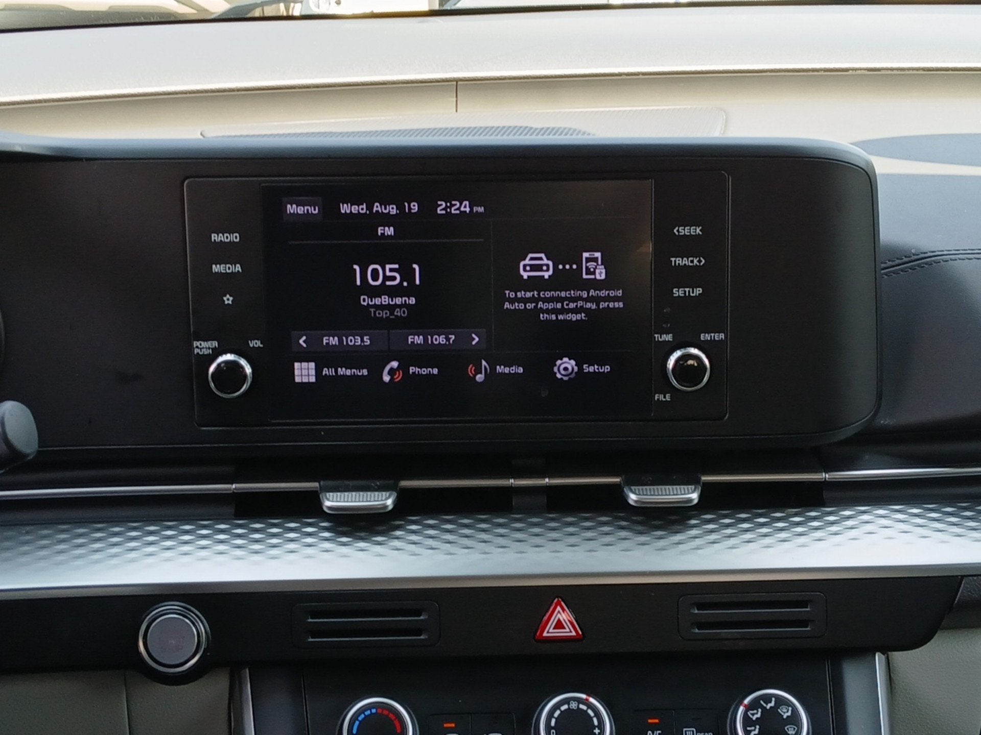 2024 Kia Carnival MPV LX Seat Package