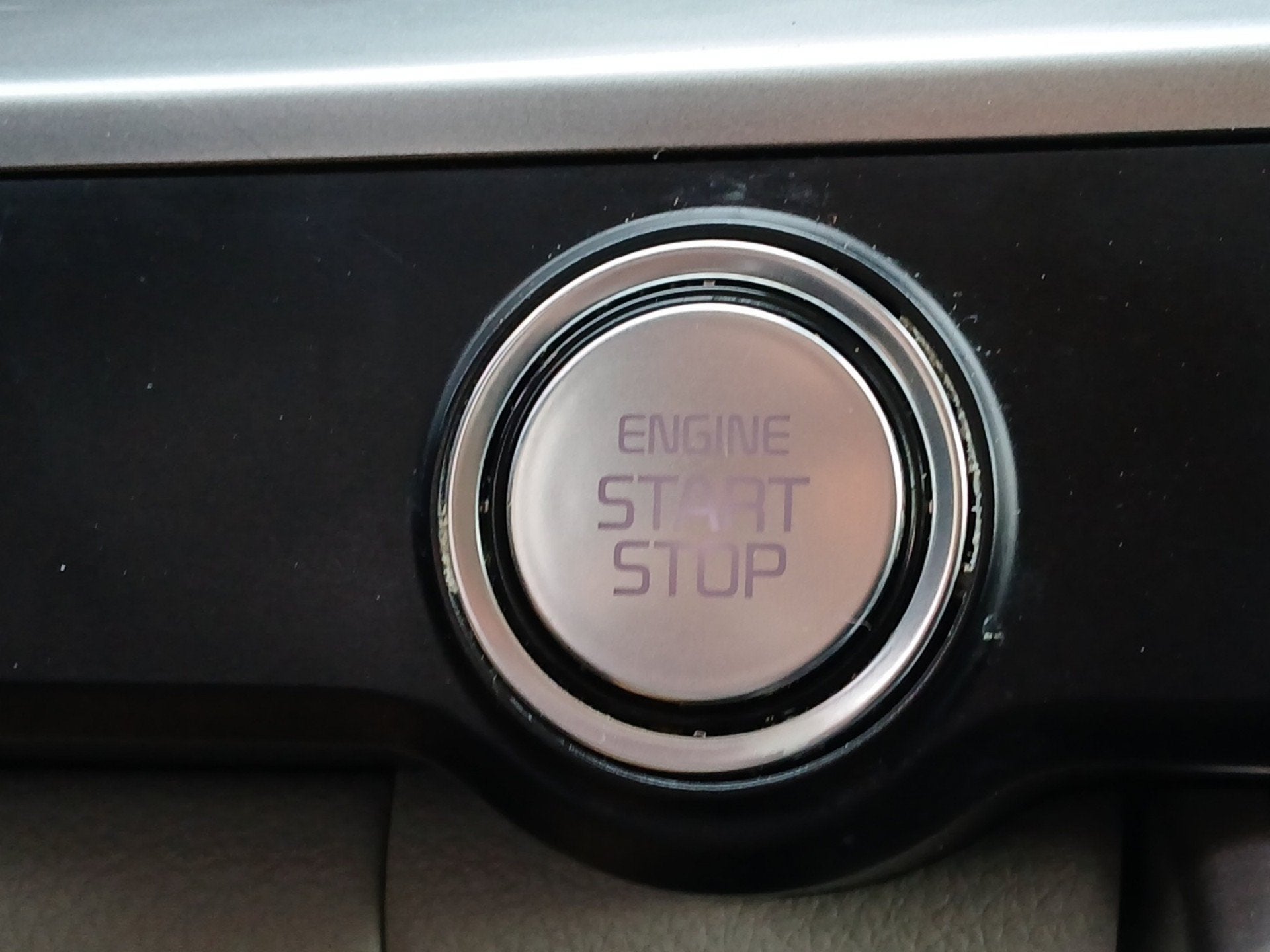 2024 Kia Carnival MPV LX Seat Package