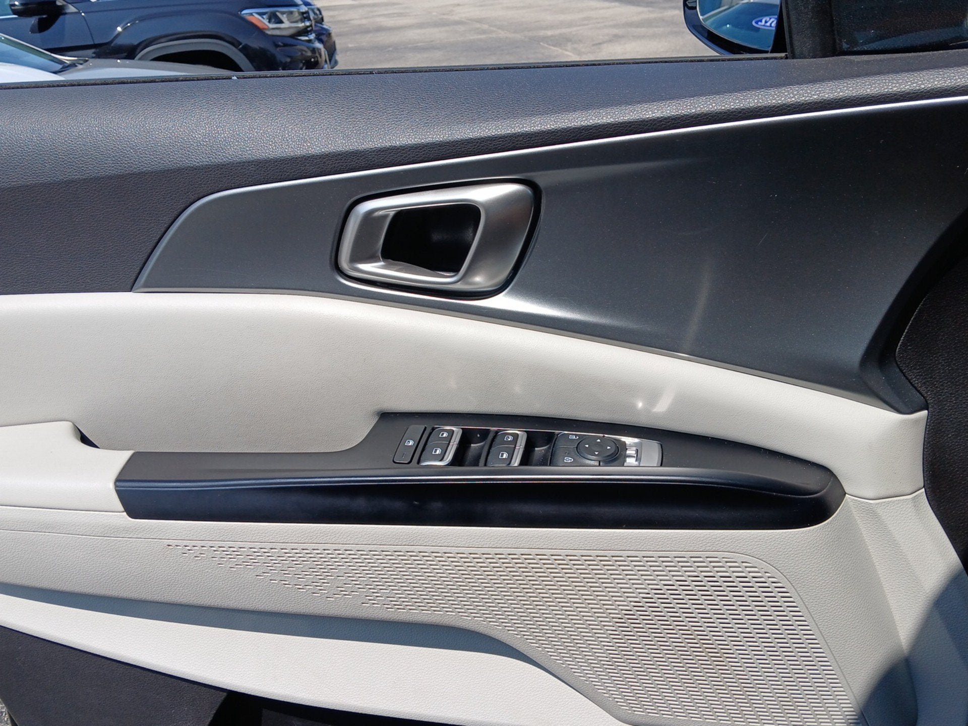 2024 Kia Carnival MPV LX Seat Package
