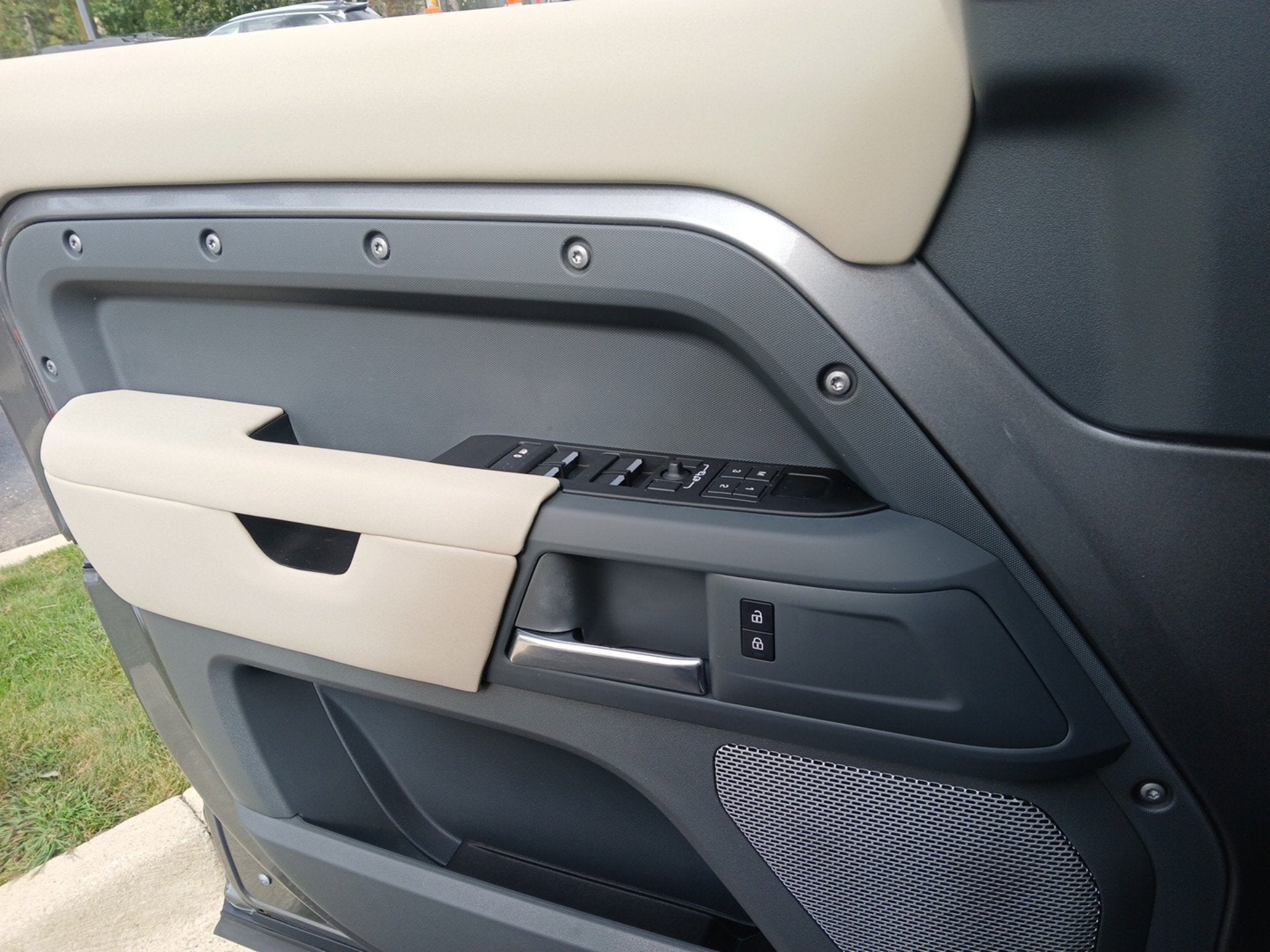 2023 Land Rover Defender 130 S