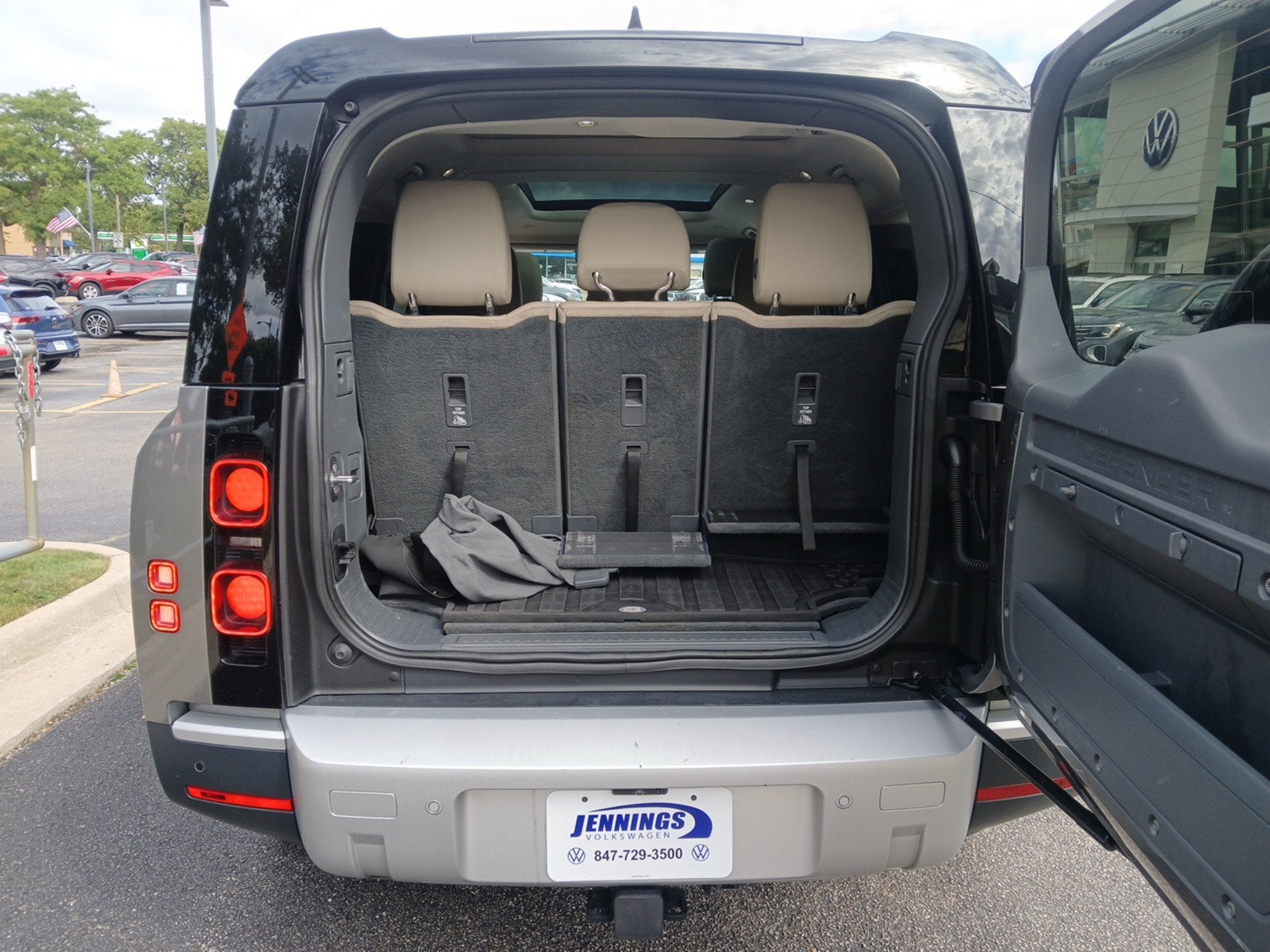 2023 Land Rover Defender 130 S