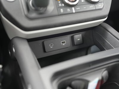 2022 Land Rover Defender 90 Standard