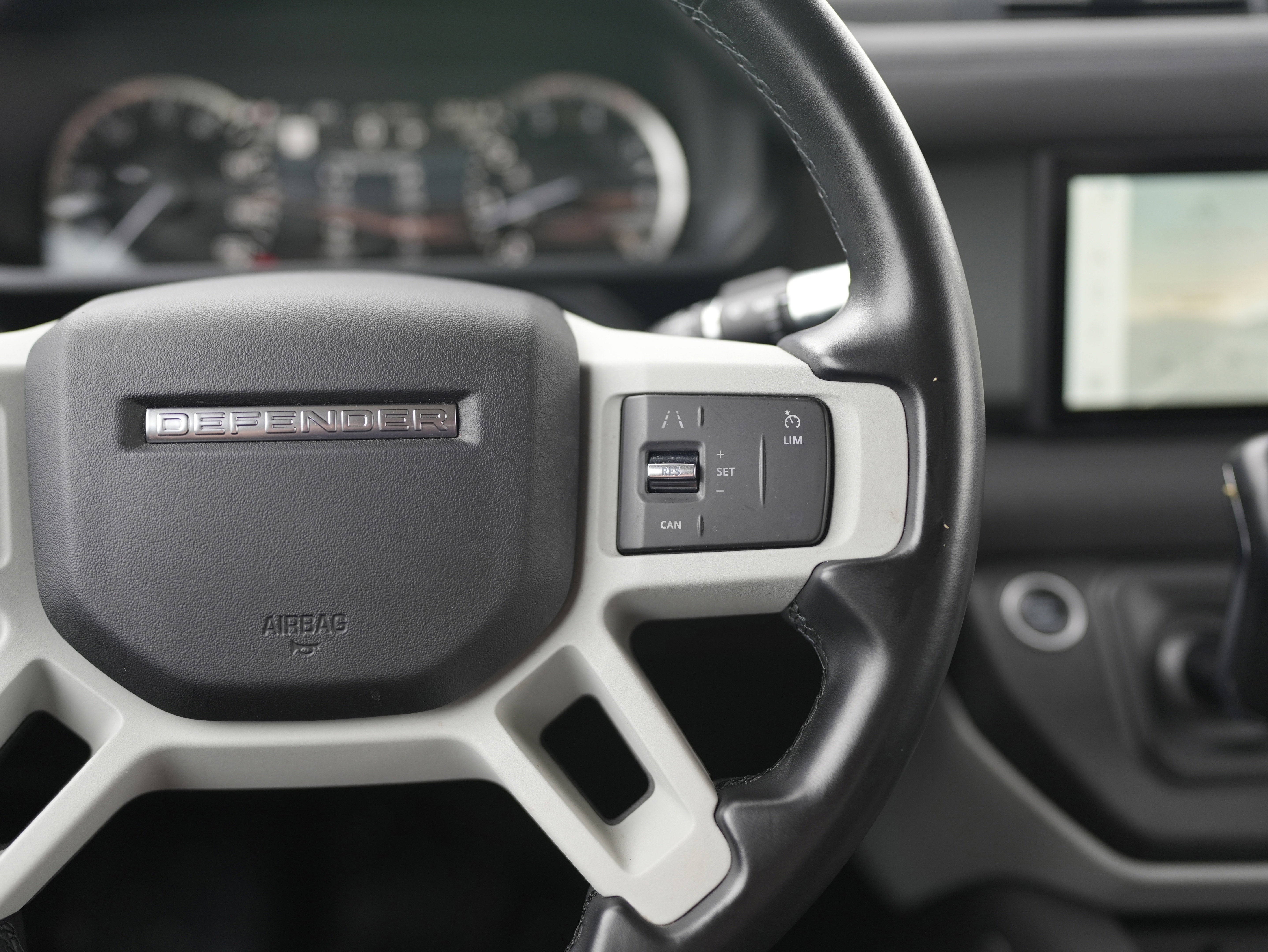 2022 Land Rover Defender 90 Standard