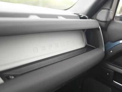 2022 Land Rover Defender 90 Standard