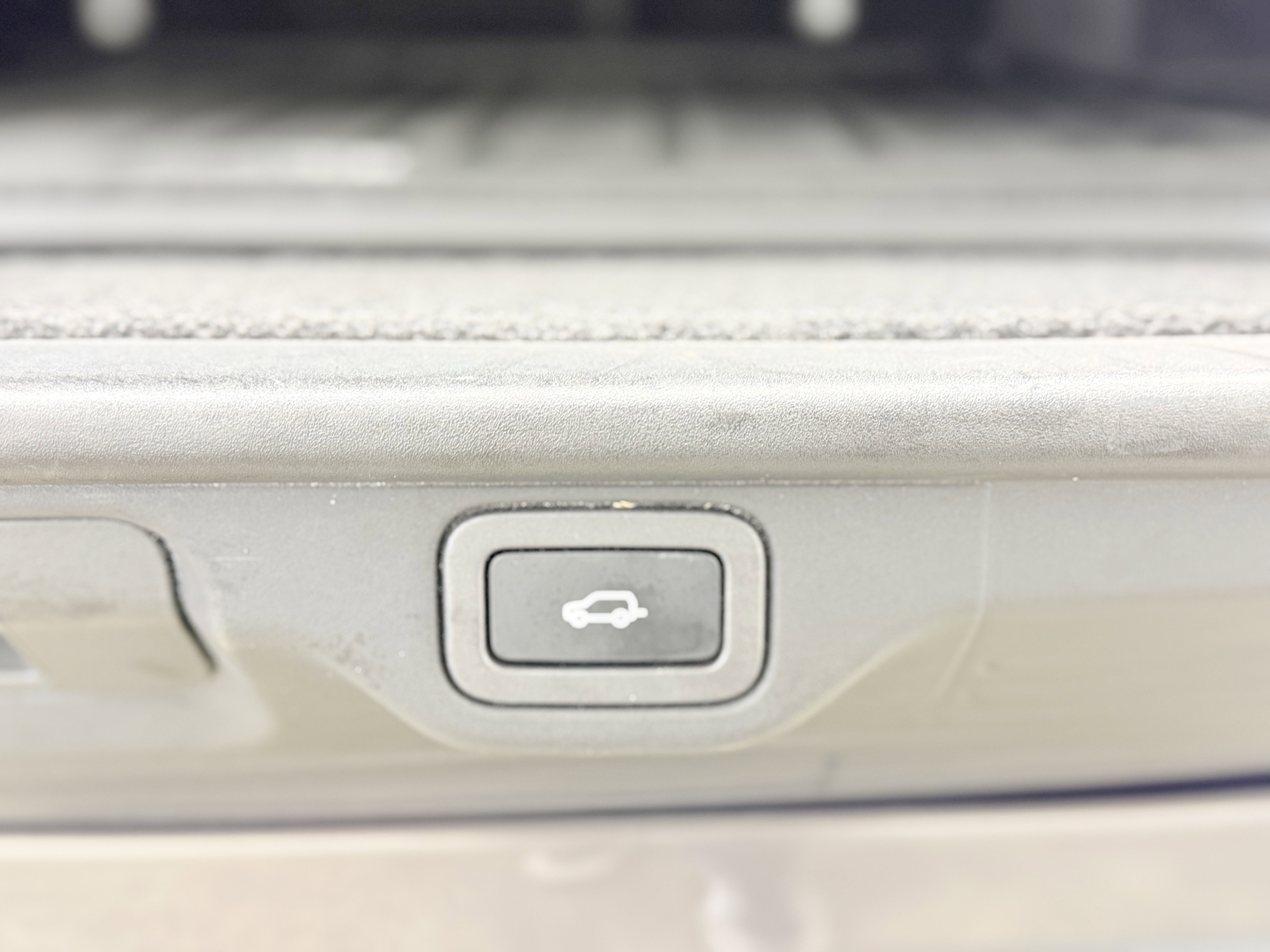 2017 Land Rover Range Rover NA