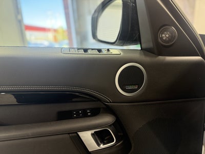 2023 Land Rover Discovery Metropolitan Edition