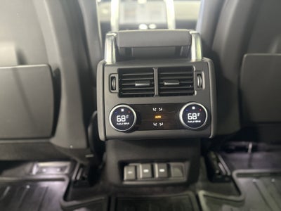 2023 Land Rover Discovery Metropolitan Edition