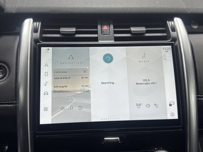 2023 Land Rover Discovery Metropolitan Edition