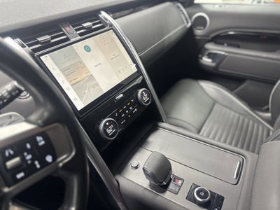 2023 Land Rover Discovery Metropolitan Edition