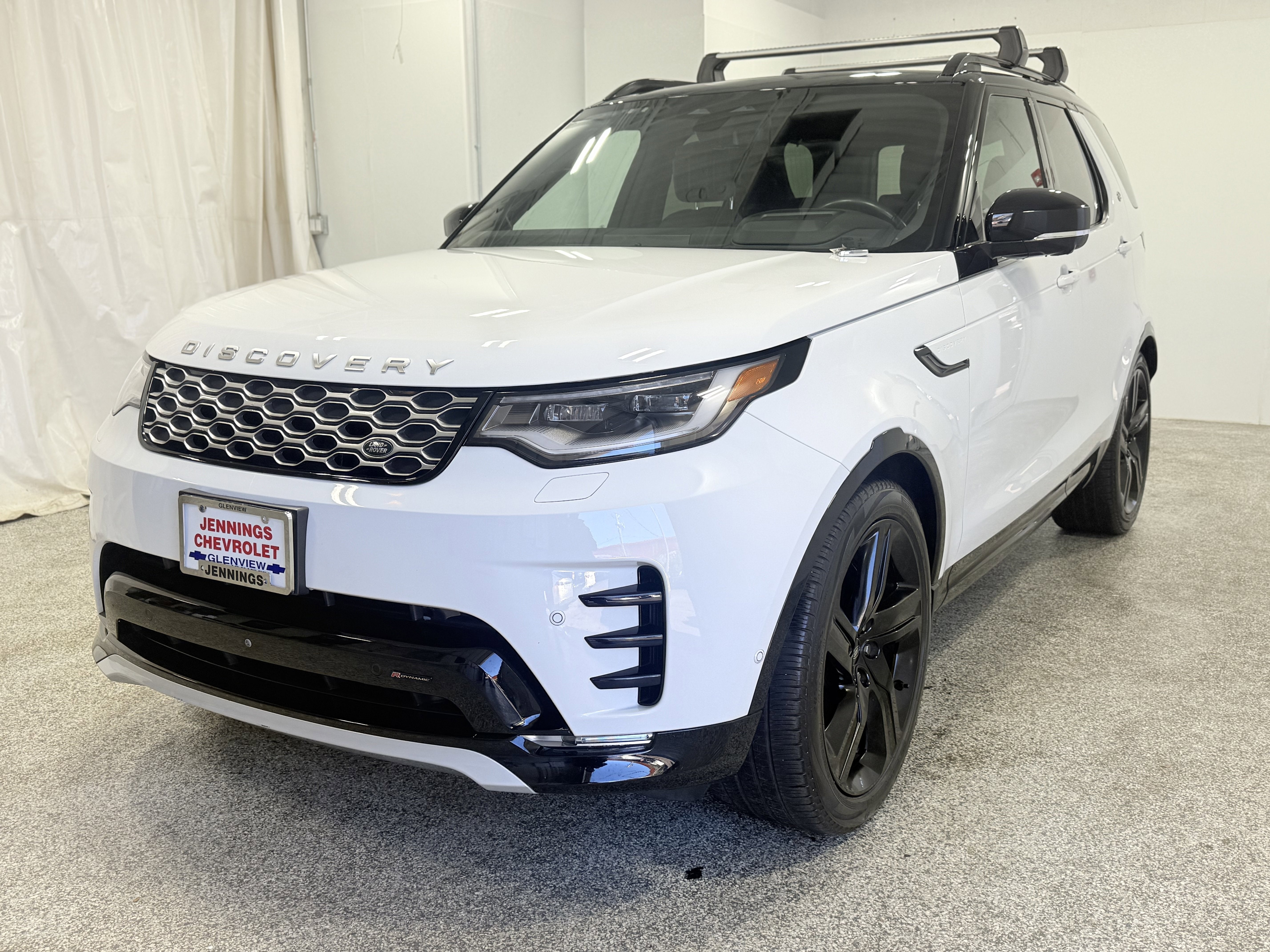 2023 Land Rover Discovery Metropolitan Edition
