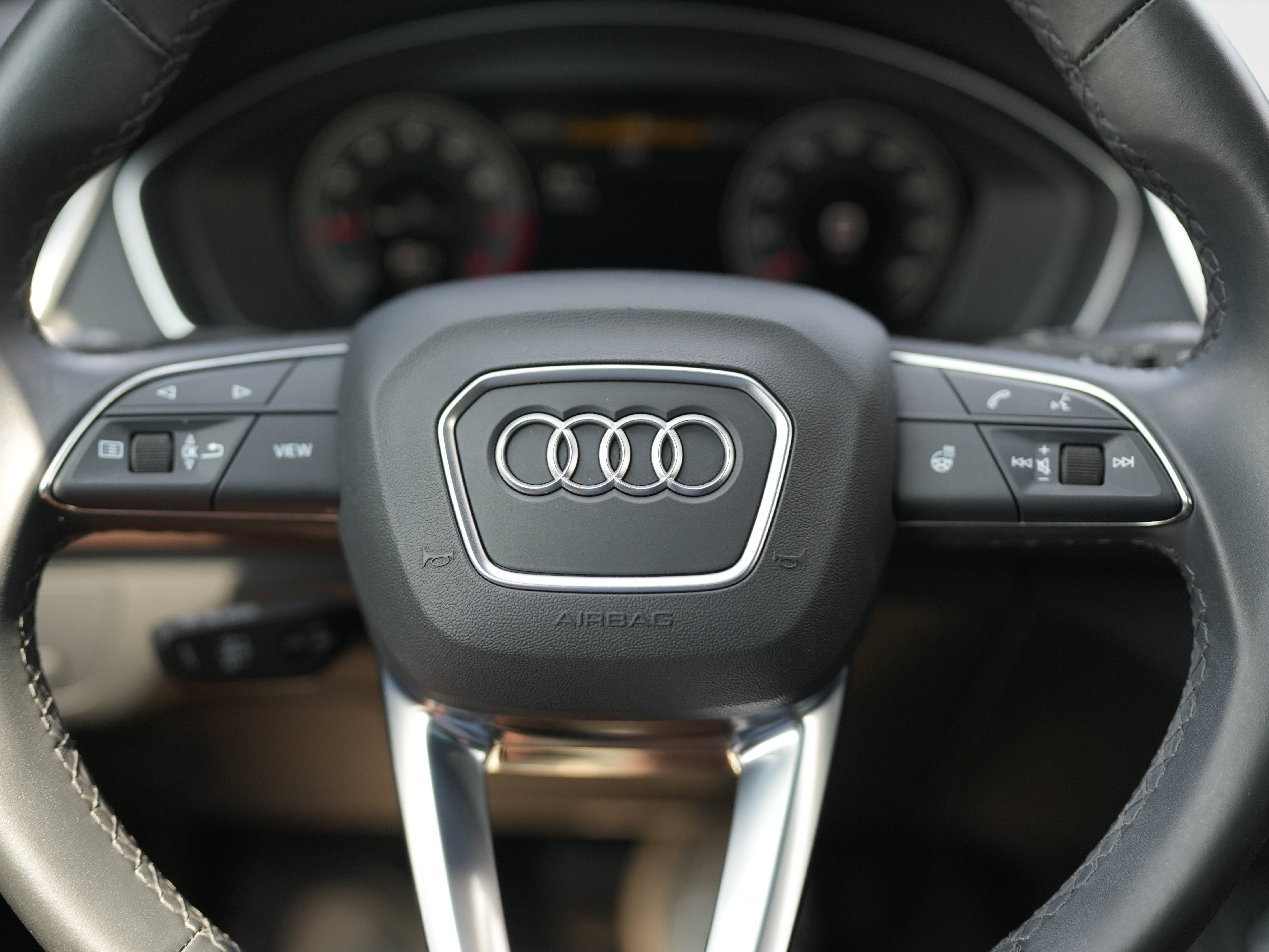 2023 Audi Q5 Sportback Premium Plus 45 TFSI S line quattro S tronic