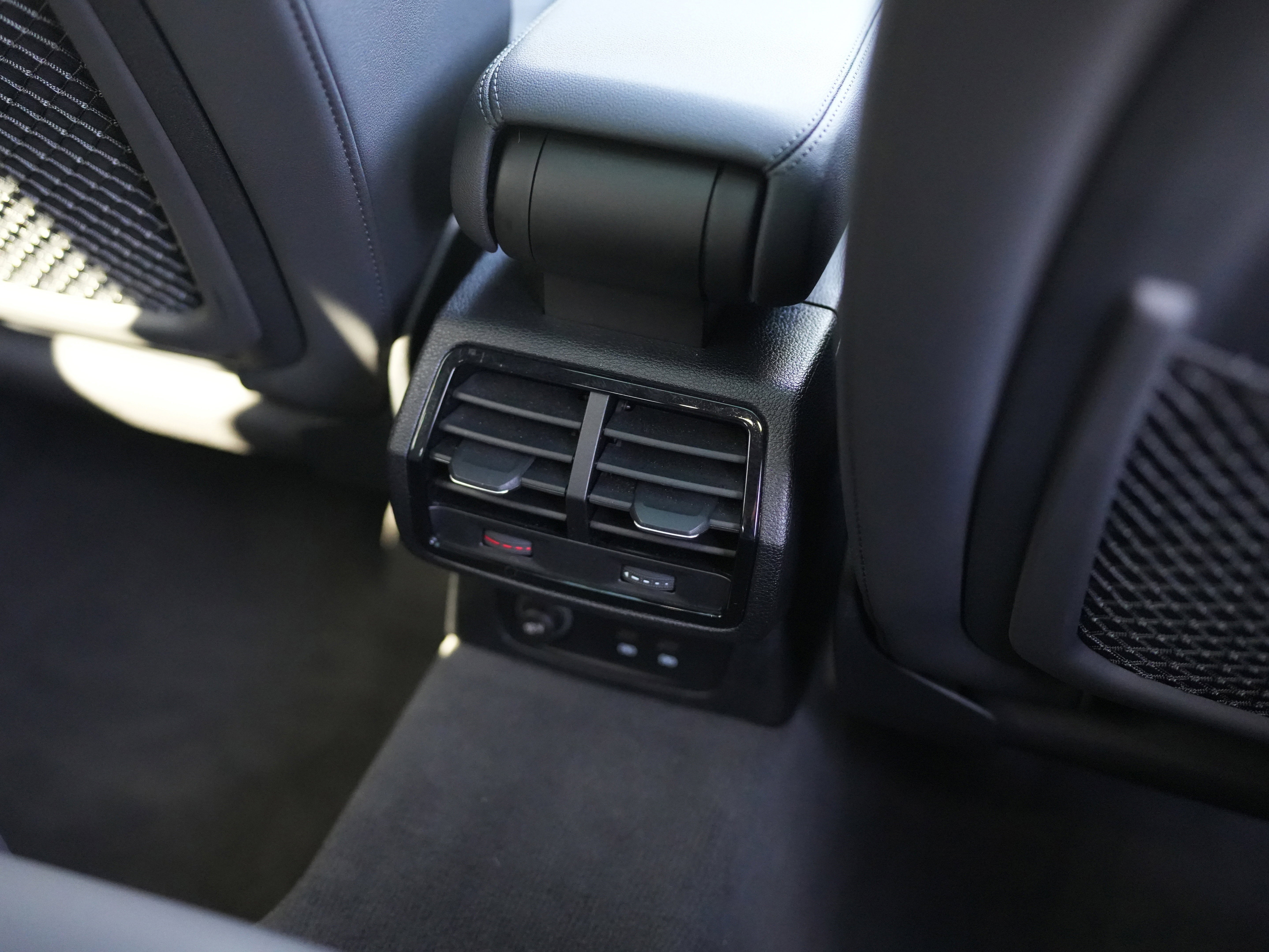 2024 Audi Q3 S line Premium Plus