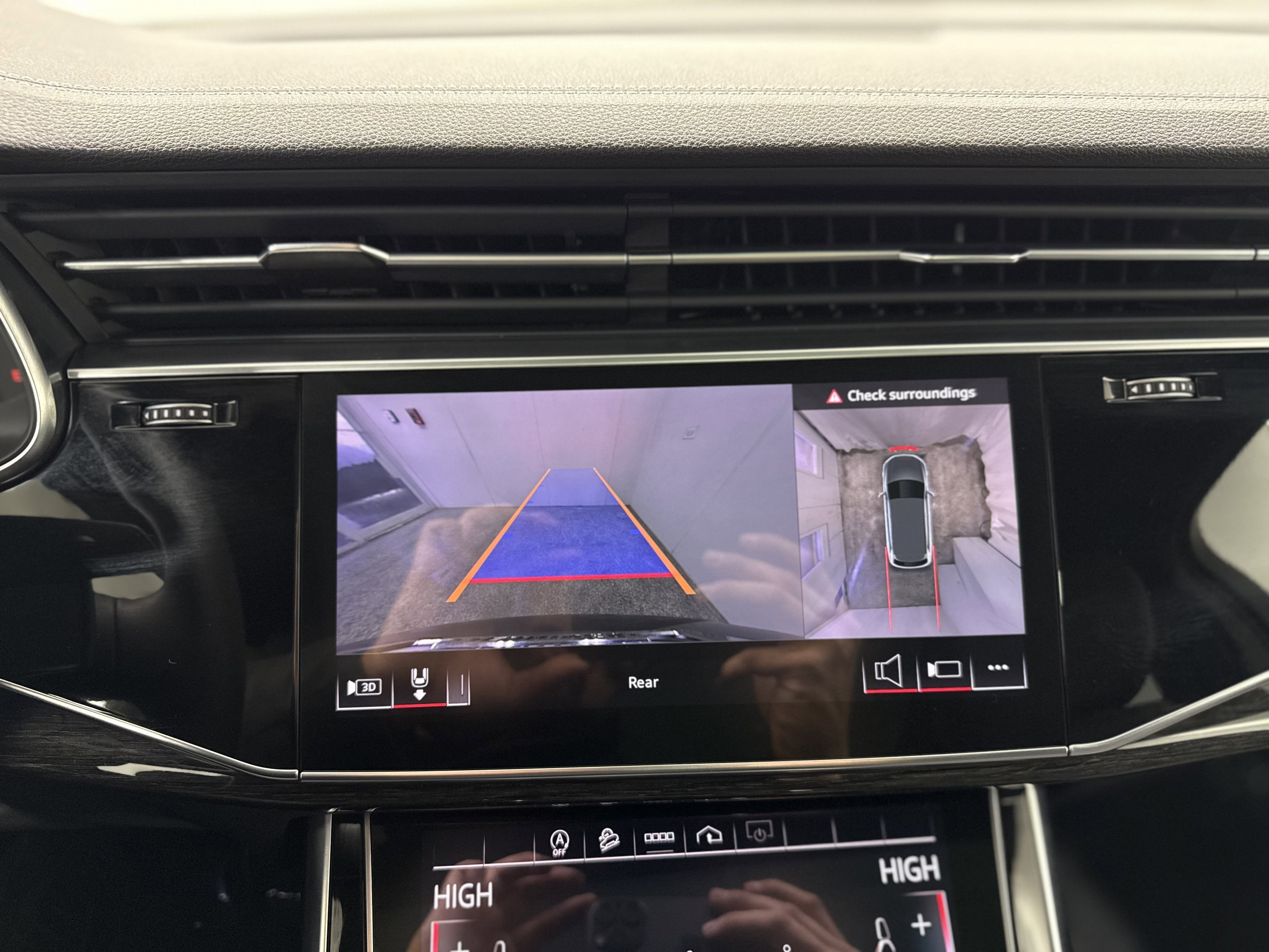 2024 Audi Q7 Premium Plus