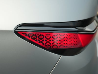 2025 BMW 740i 740i