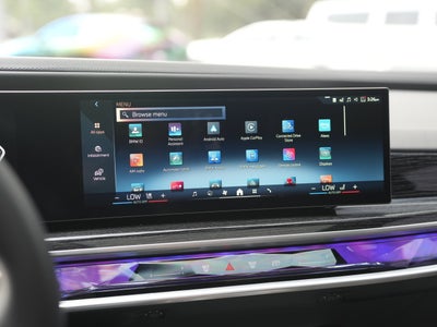 2025 BMW 740i 740i