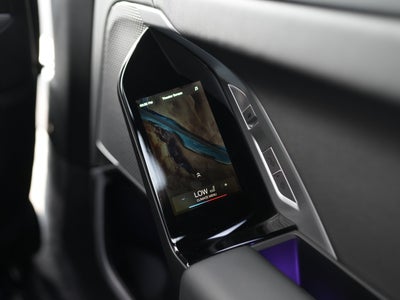 2025 BMW 740i 740i