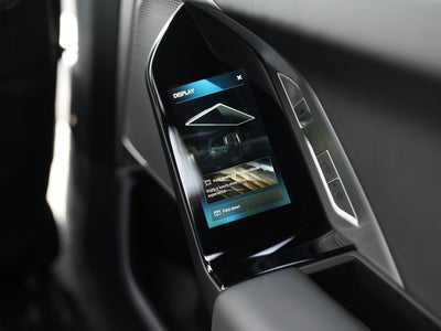 2025 BMW 740i 740i