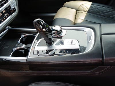2020 BMW 740i xDrive