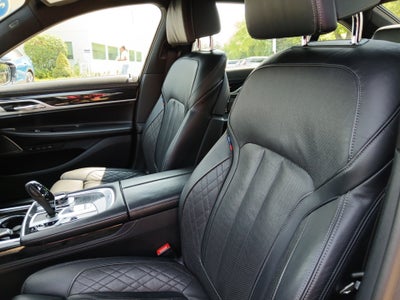 2020 BMW 740i xDrive