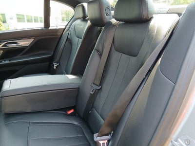 2020 BMW 740i xDrive