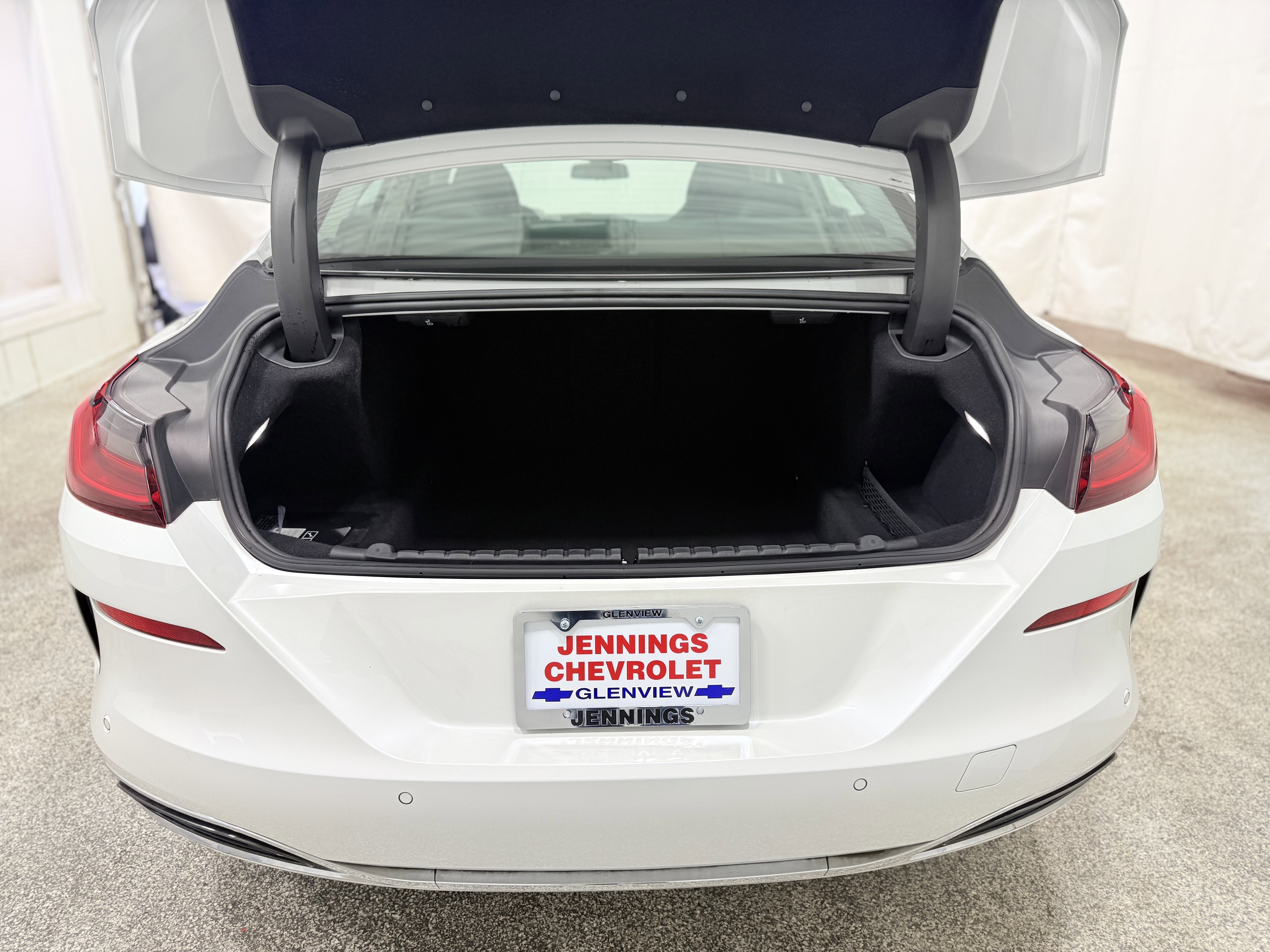 2020 BMW 8 Series 840i