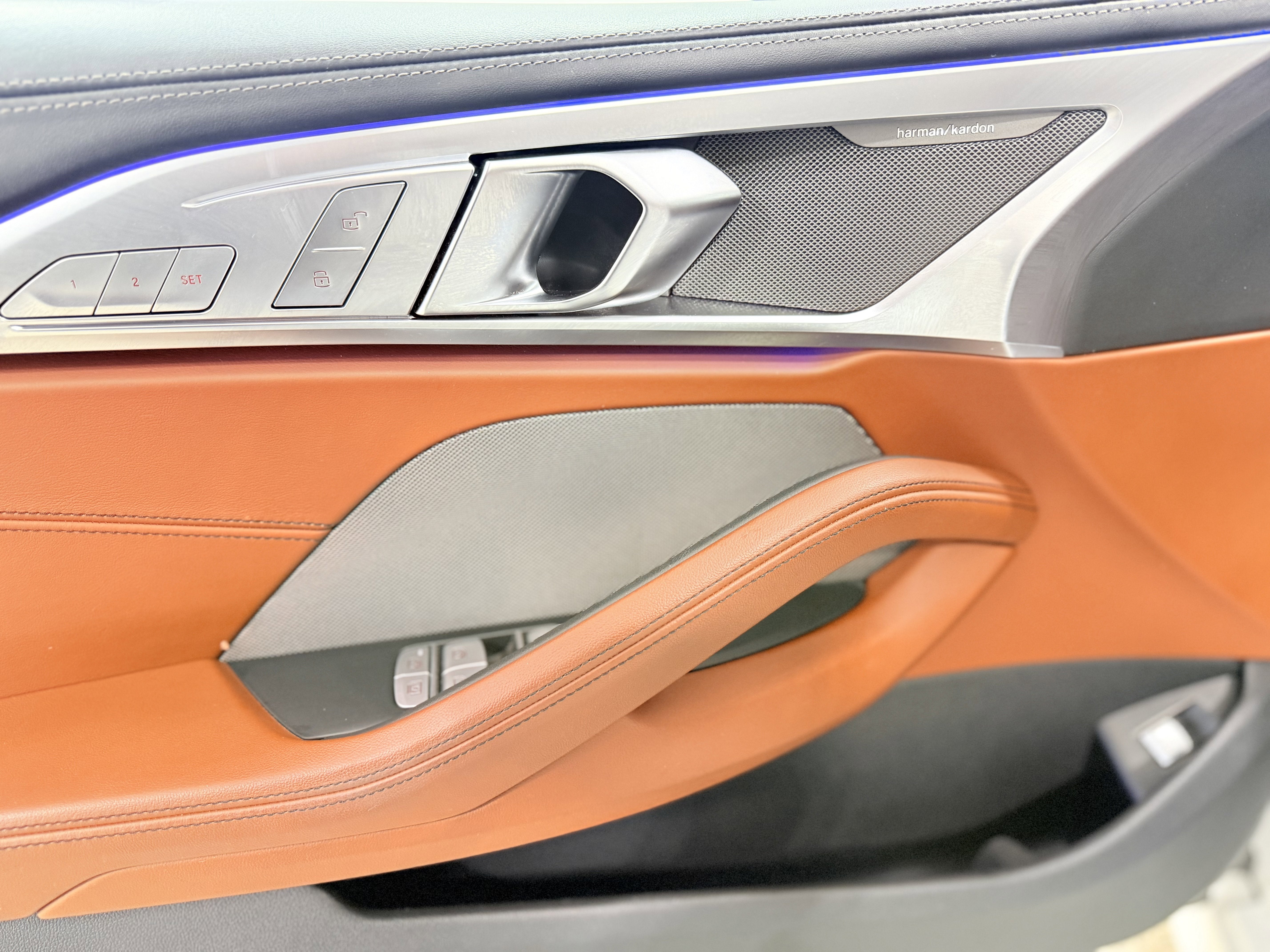 2020 BMW 8 Series 840i