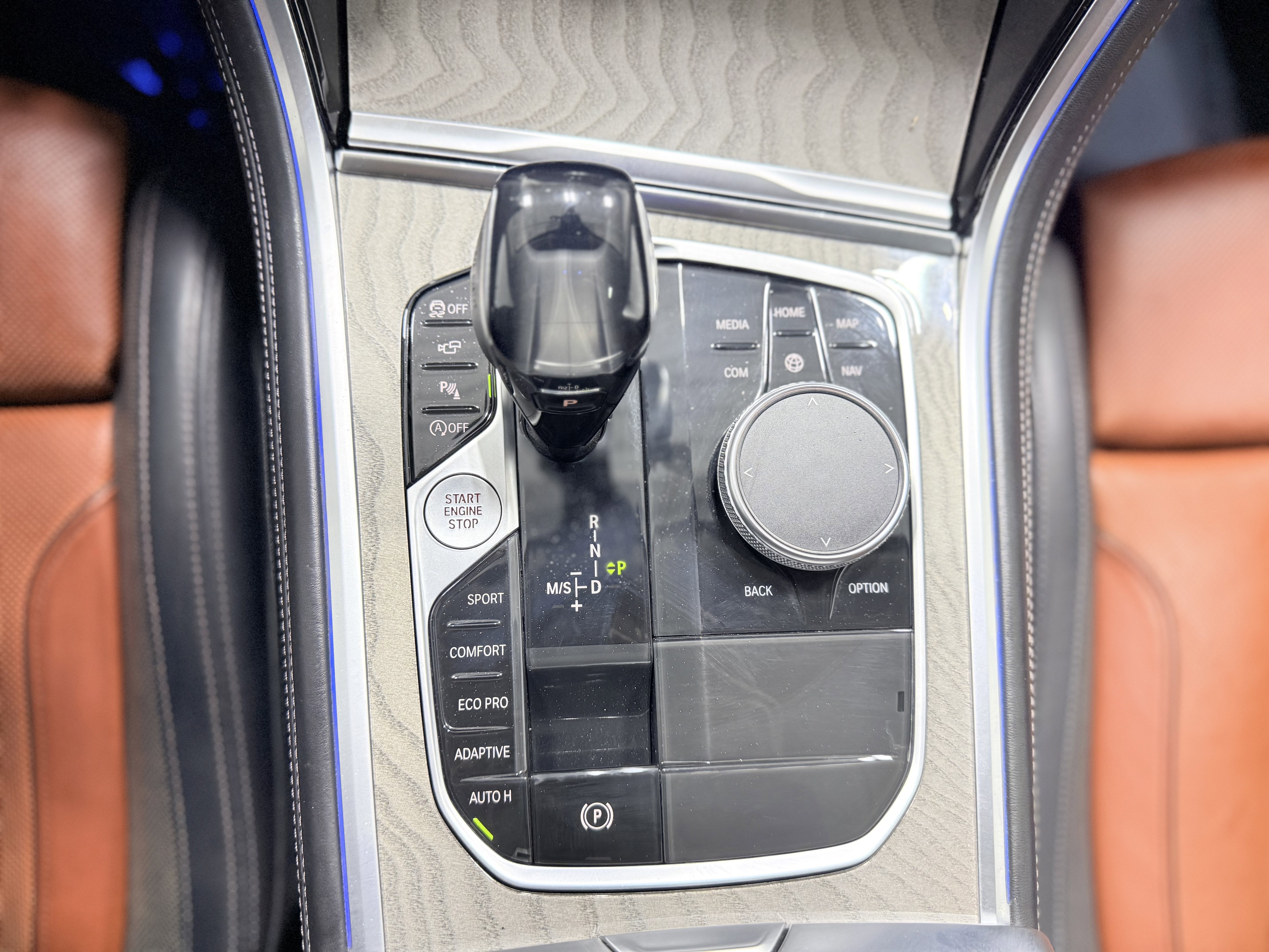 2020 BMW 8 Series 840i