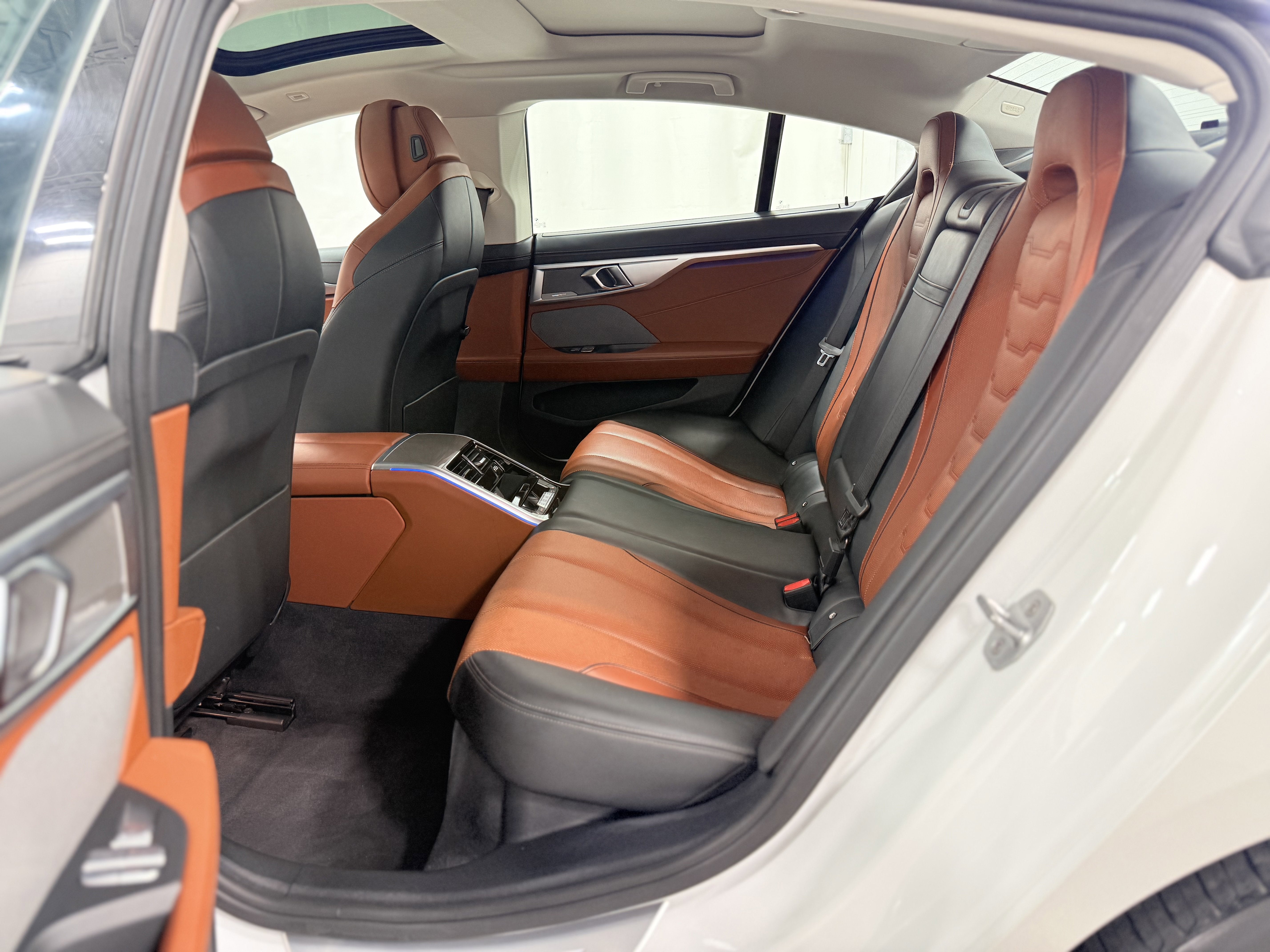 2020 BMW 8 Series 840i