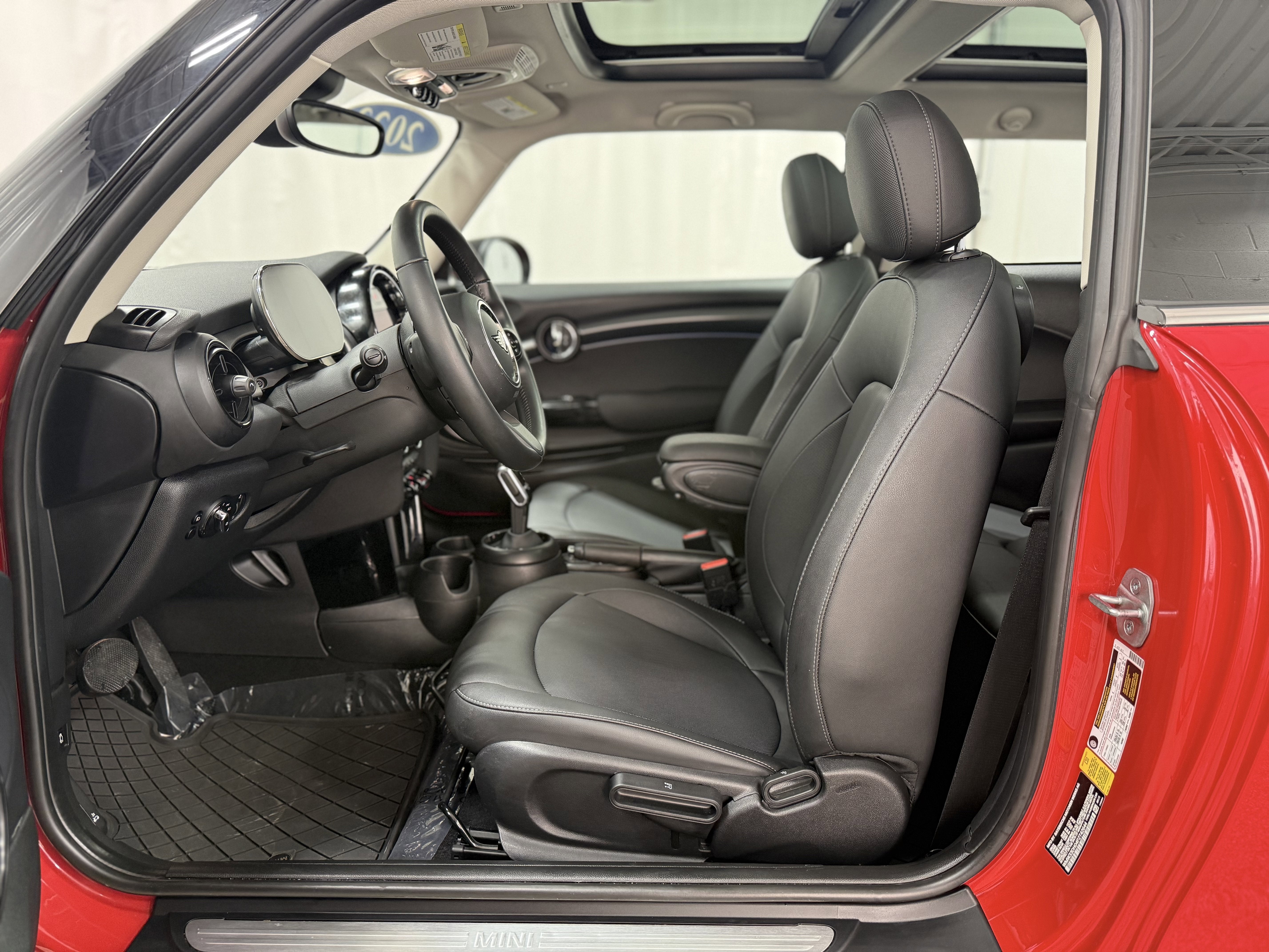 2023 MINI Hardtop 2 Door Cooper