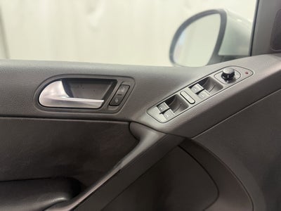 2010 Volkswagen Tiguan S