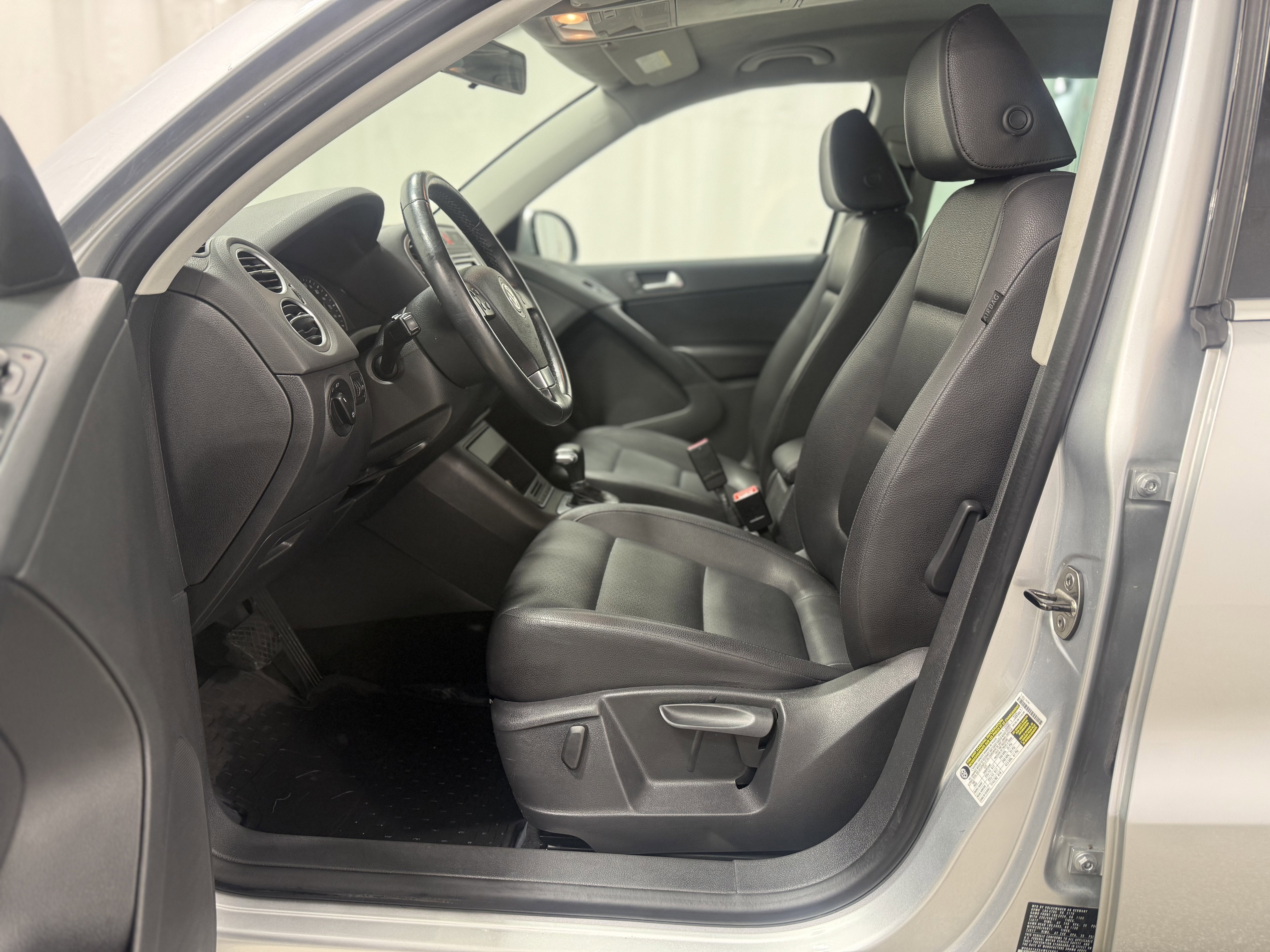 2010 Volkswagen Tiguan S