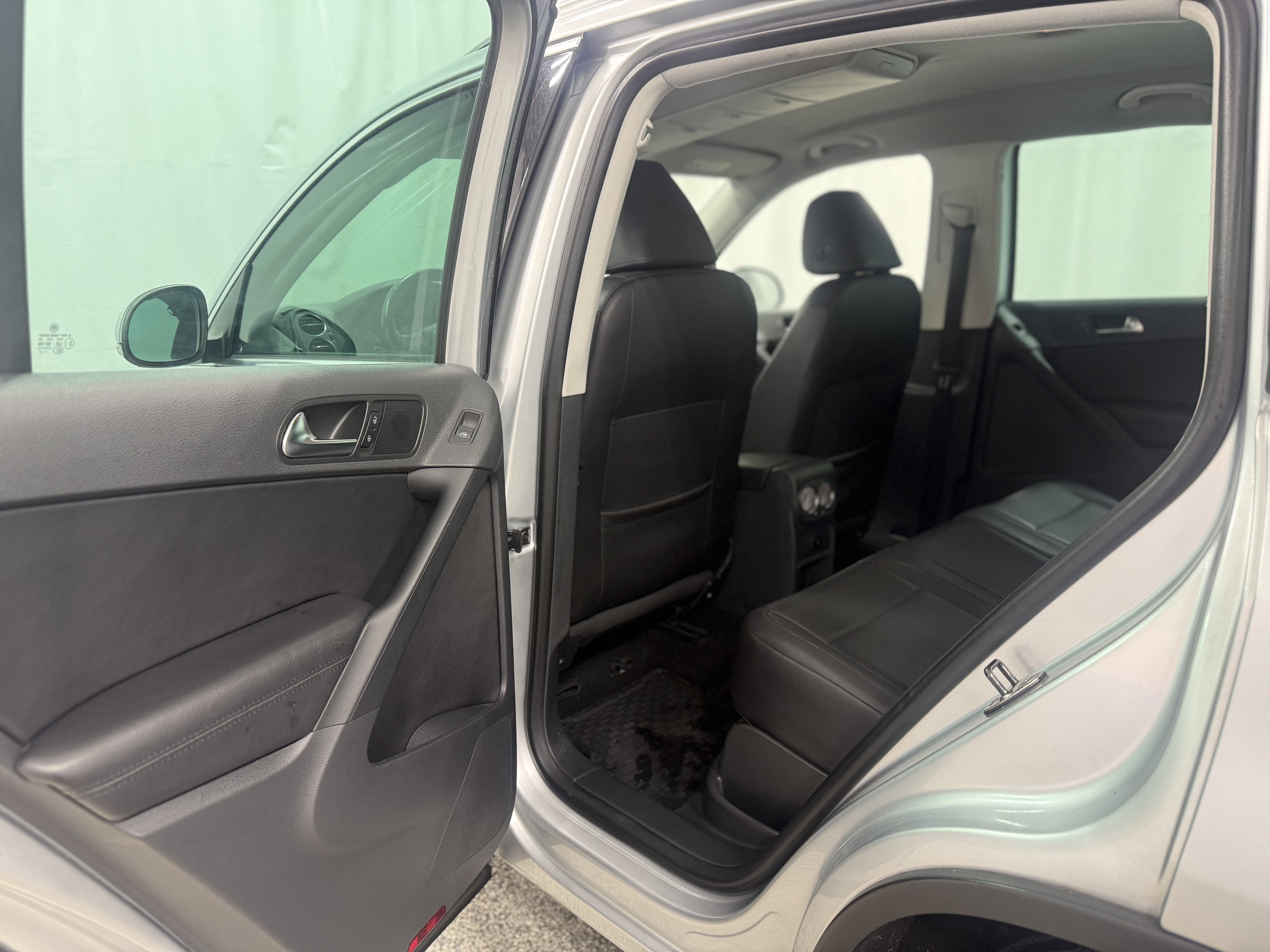 2010 Volkswagen Tiguan S