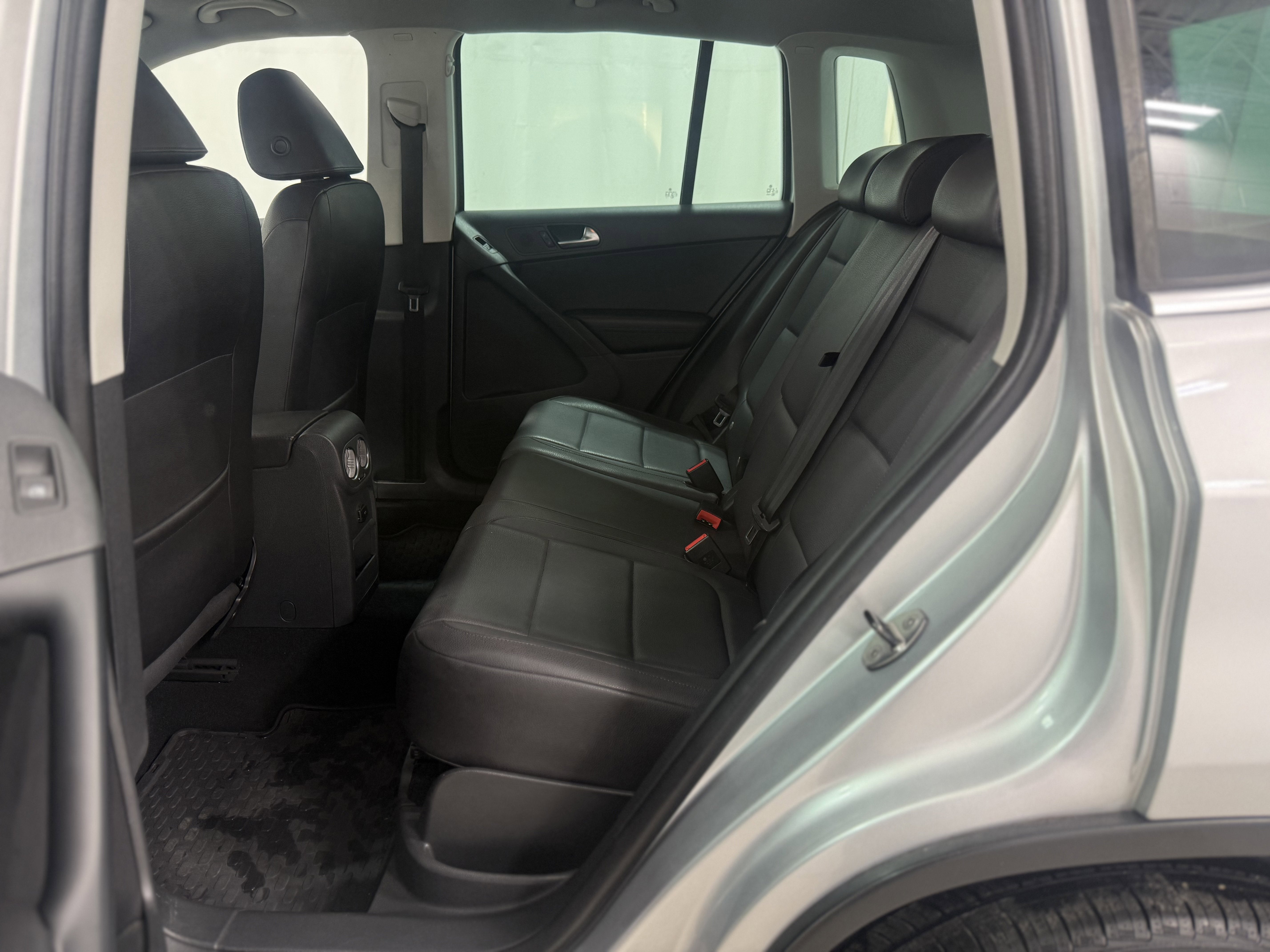 2010 Volkswagen Tiguan S