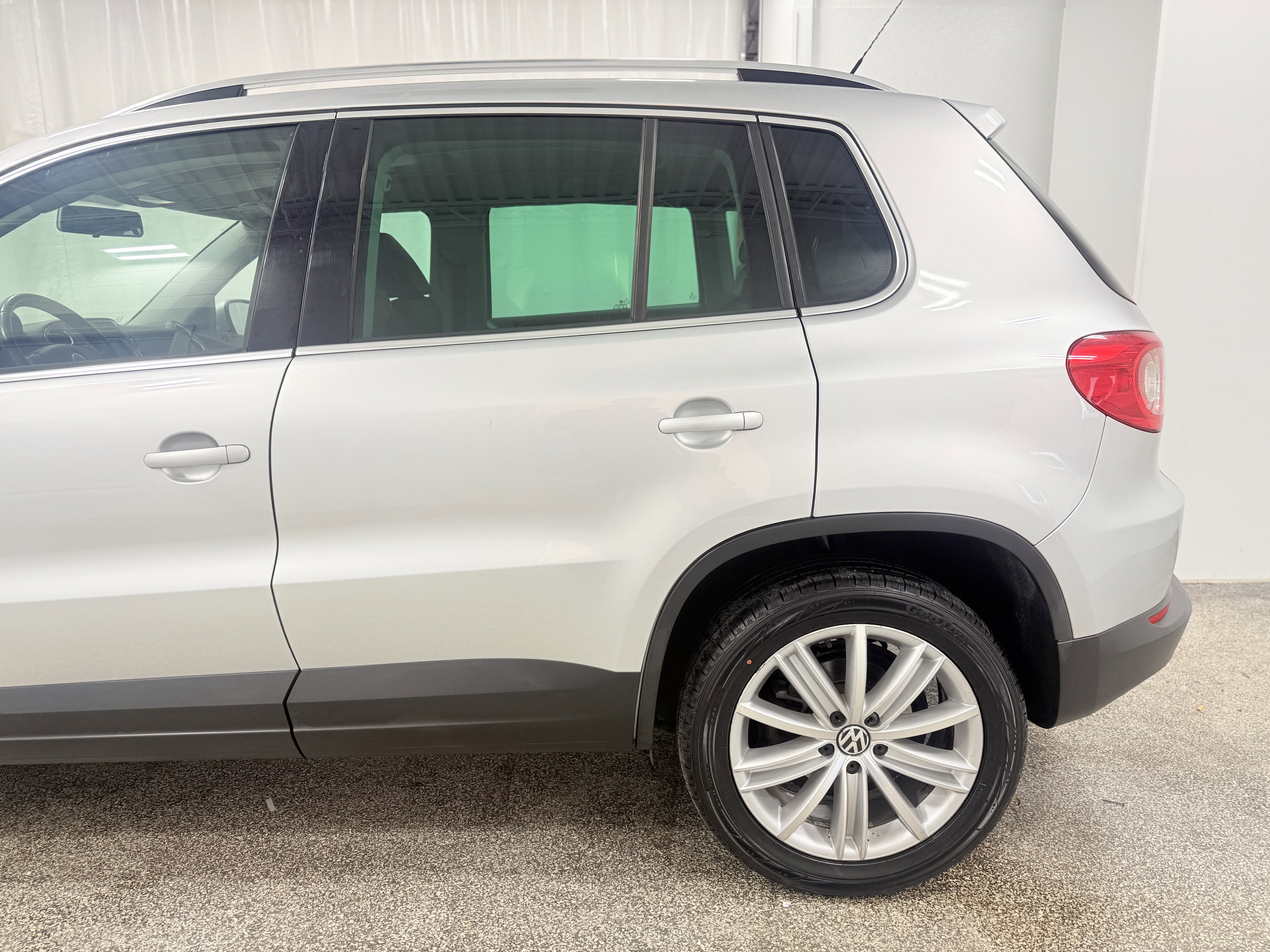 2010 Volkswagen Tiguan S