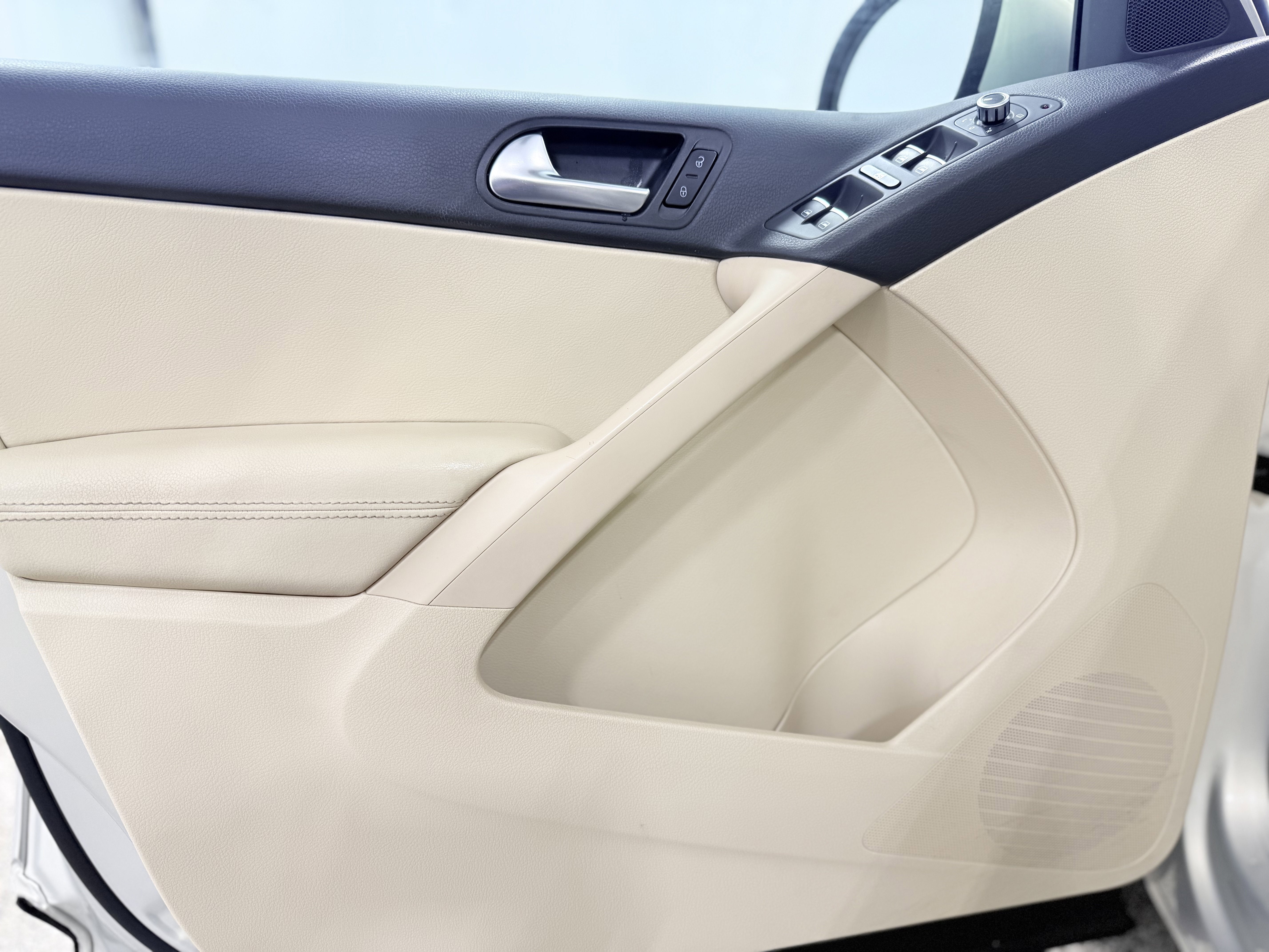 2015 Volkswagen Tiguan S