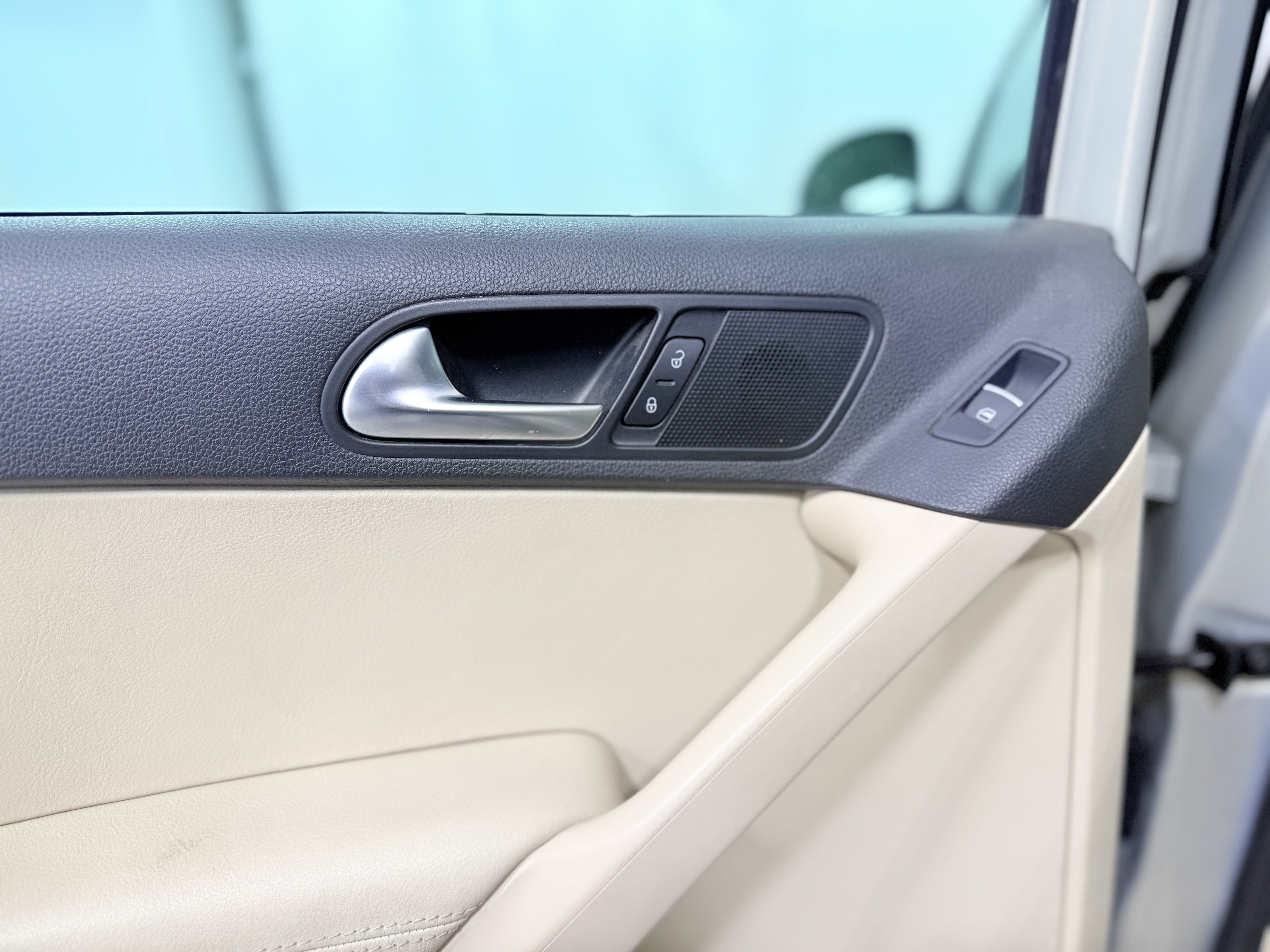 2015 Volkswagen Tiguan S