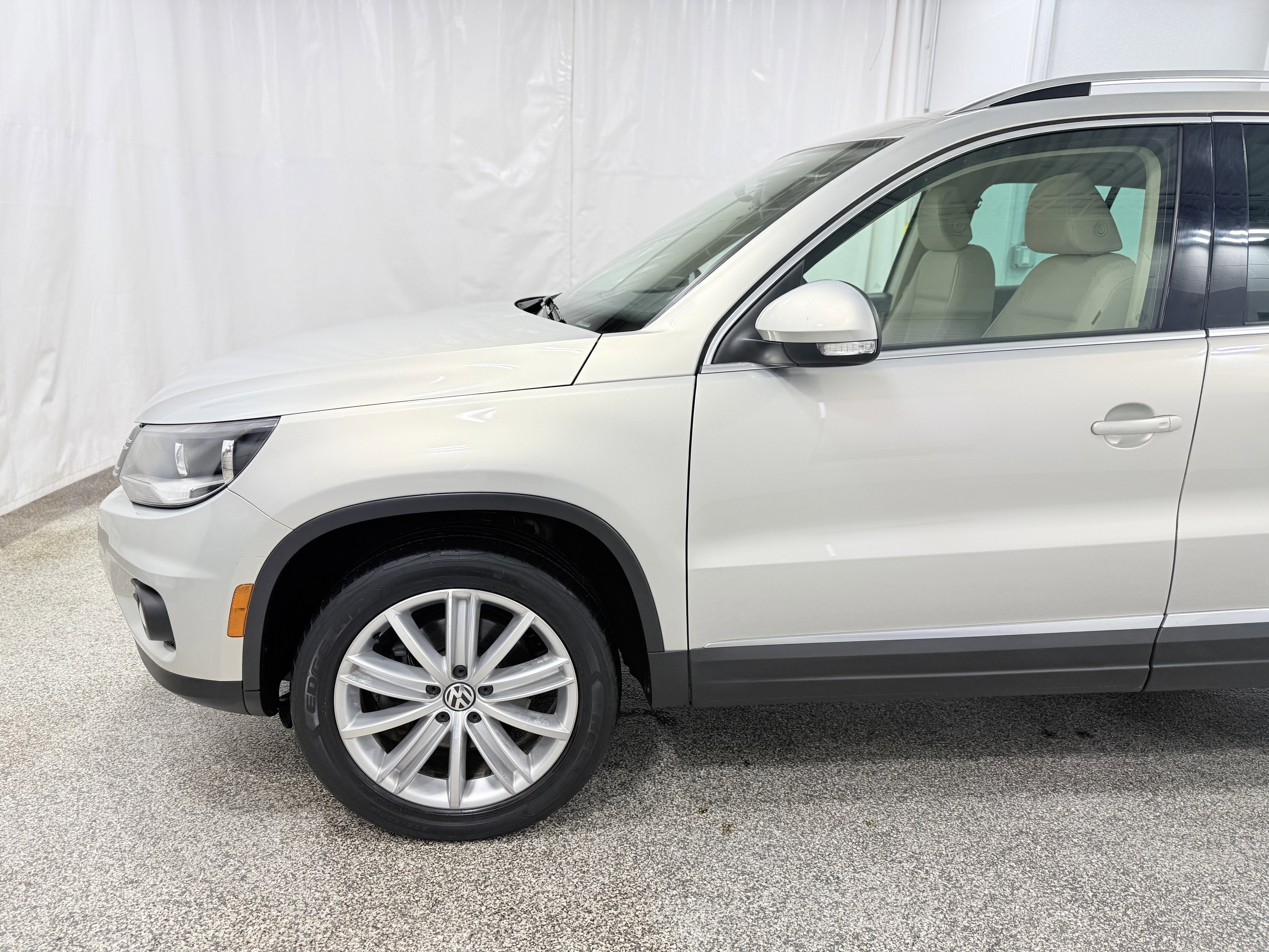 2015 Volkswagen Tiguan S