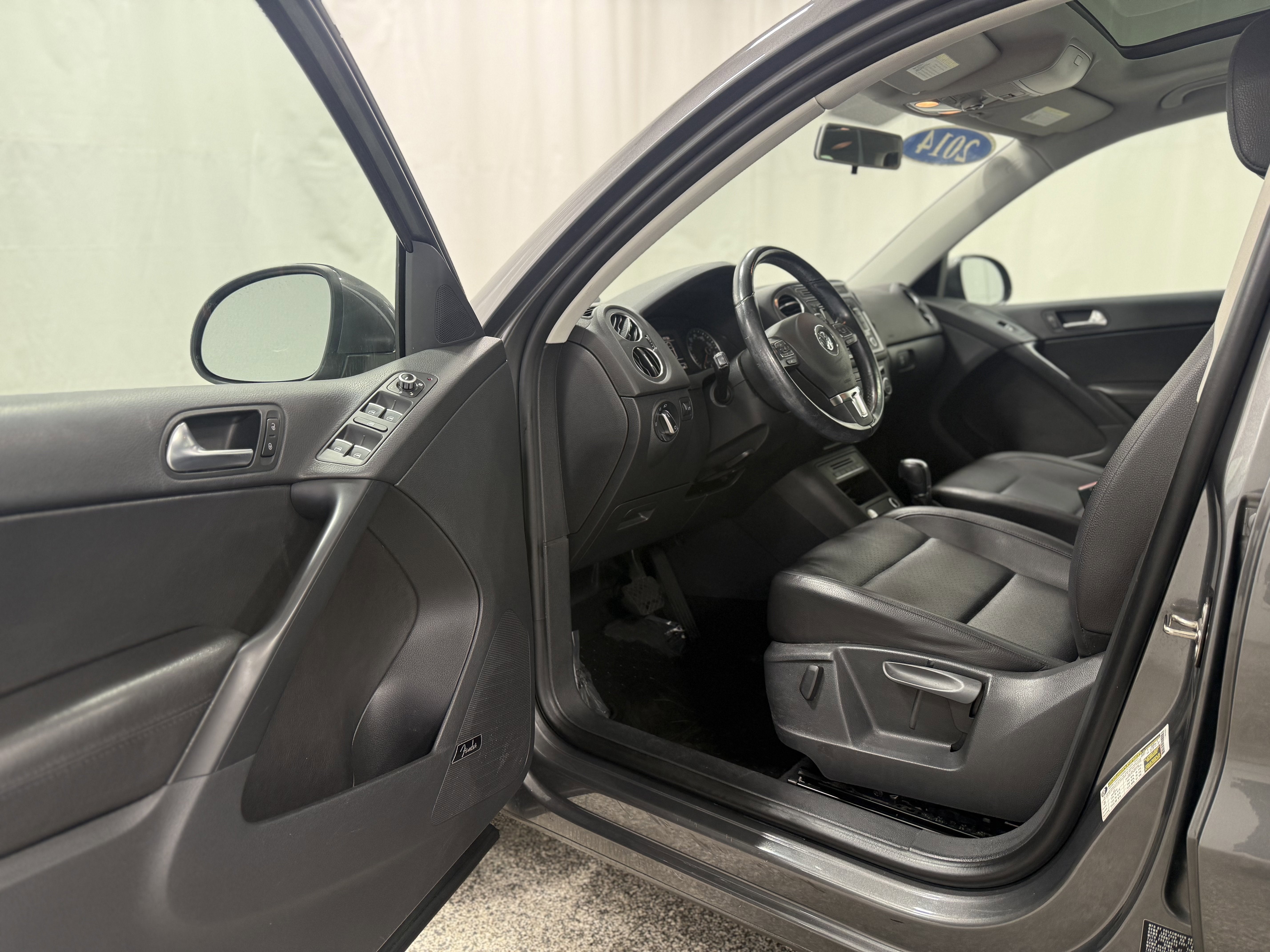 2014 Volkswagen Tiguan S