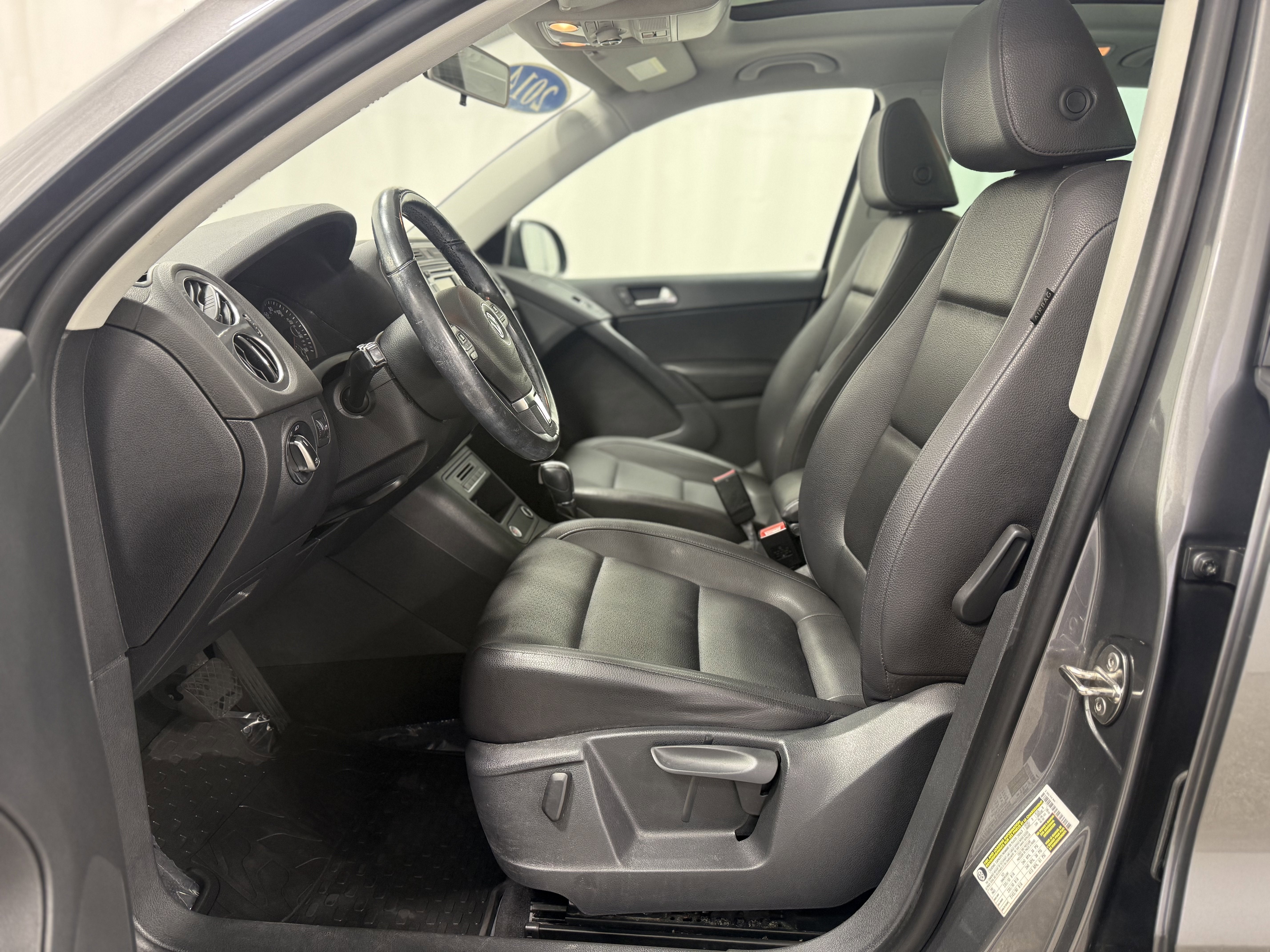 2014 Volkswagen Tiguan S