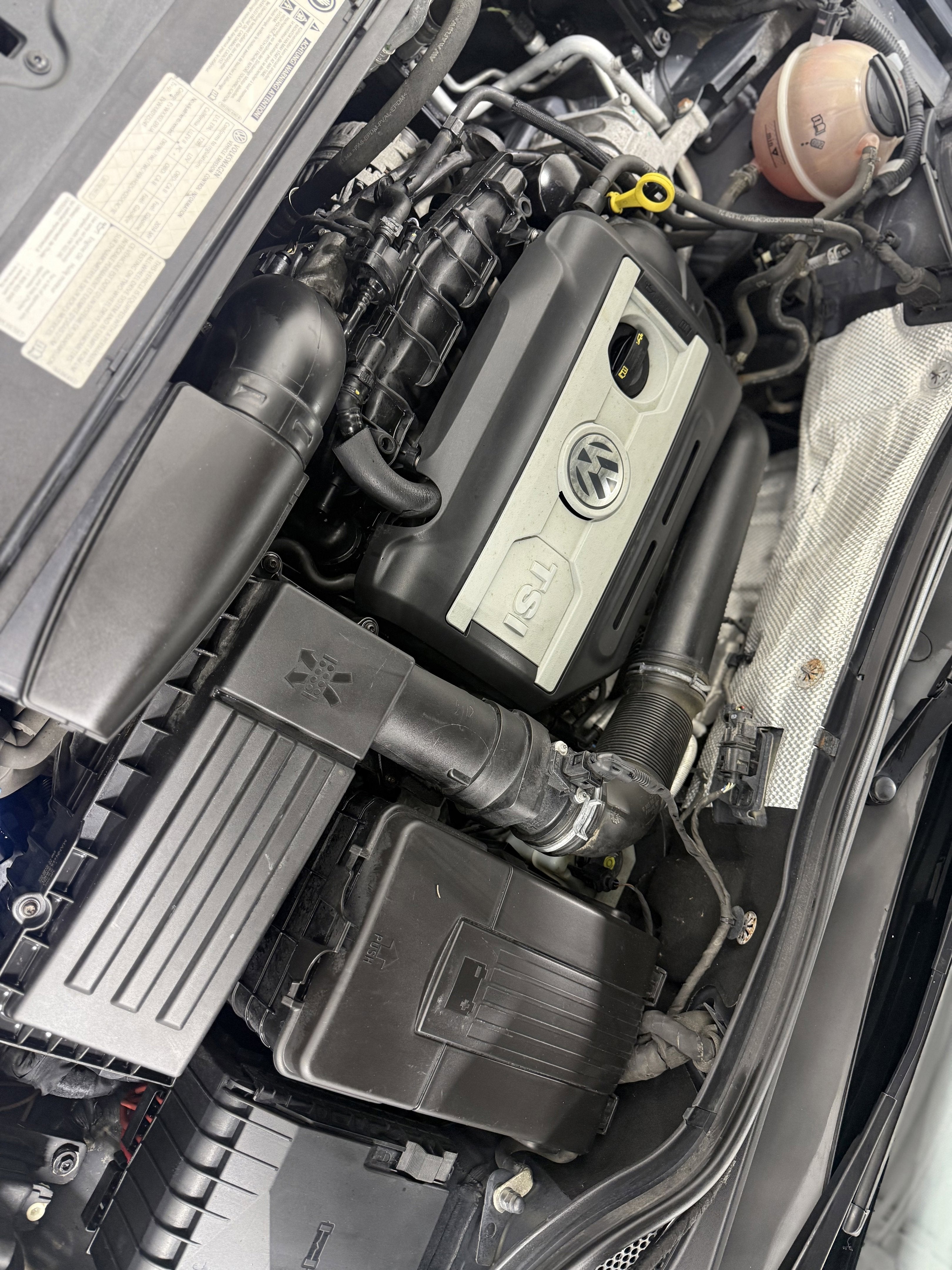 2014 Volkswagen Tiguan S