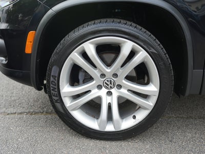 2012 Volkswagen Tiguan SEL