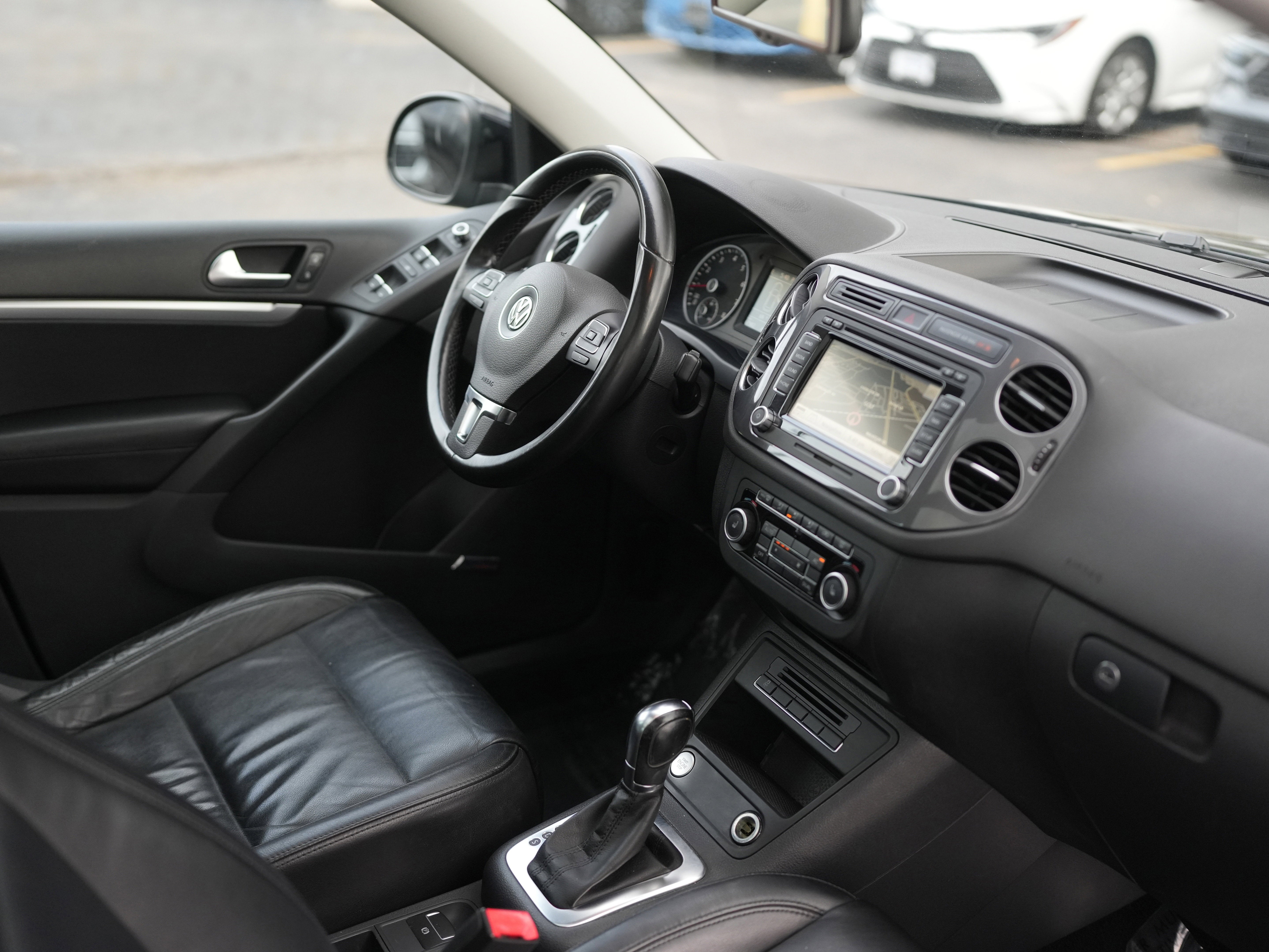 2012 Volkswagen Tiguan SEL