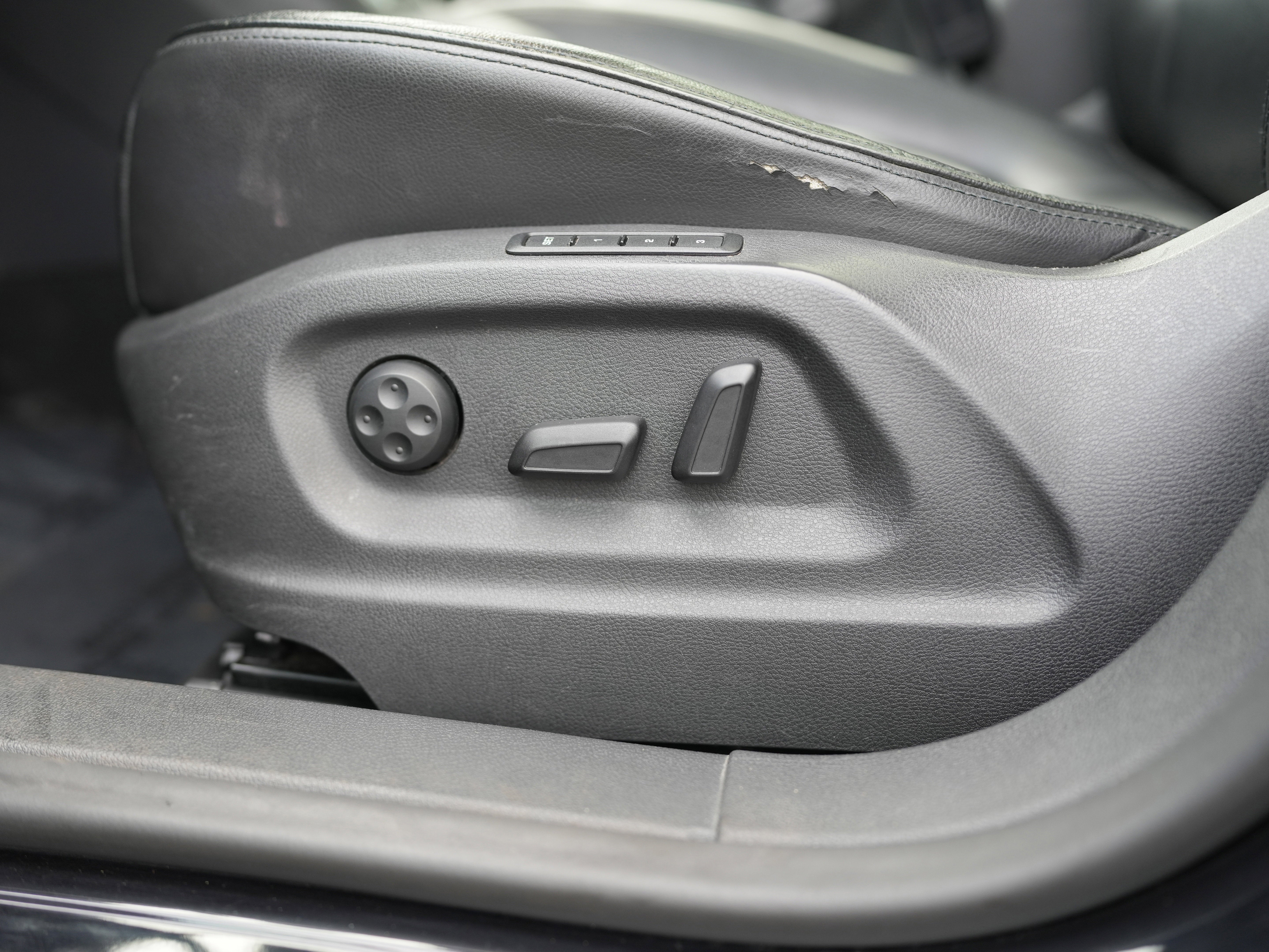 2012 Volkswagen Tiguan SEL