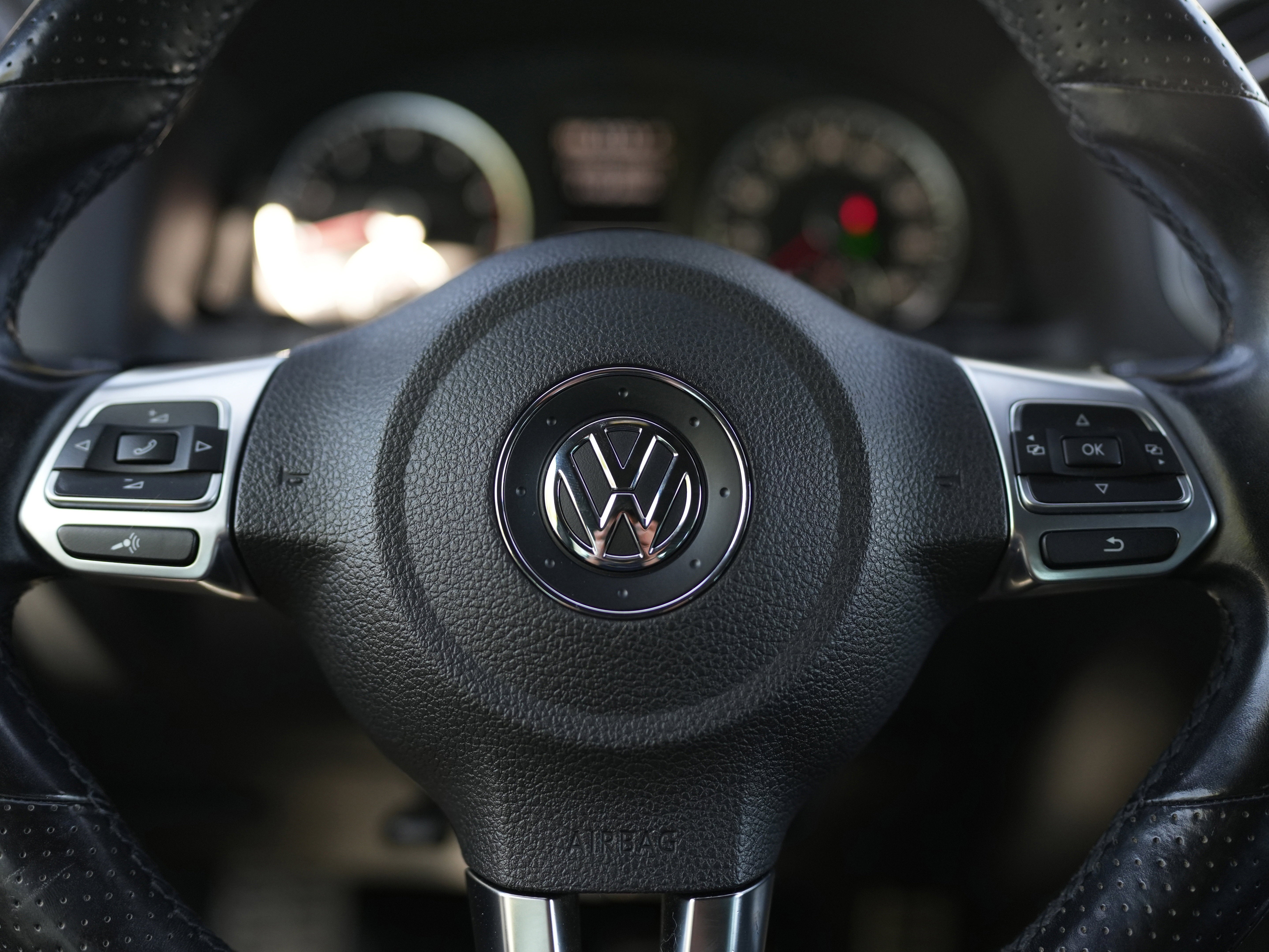 2016 Volkswagen Tiguan R-Line